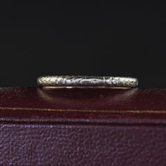 Antique Art Deco 18K White Gold Engraved Wedding Band - Size 7 1/2