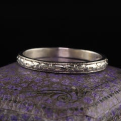 Antique Art Deco 18K White Gold Engraved Wedding Band