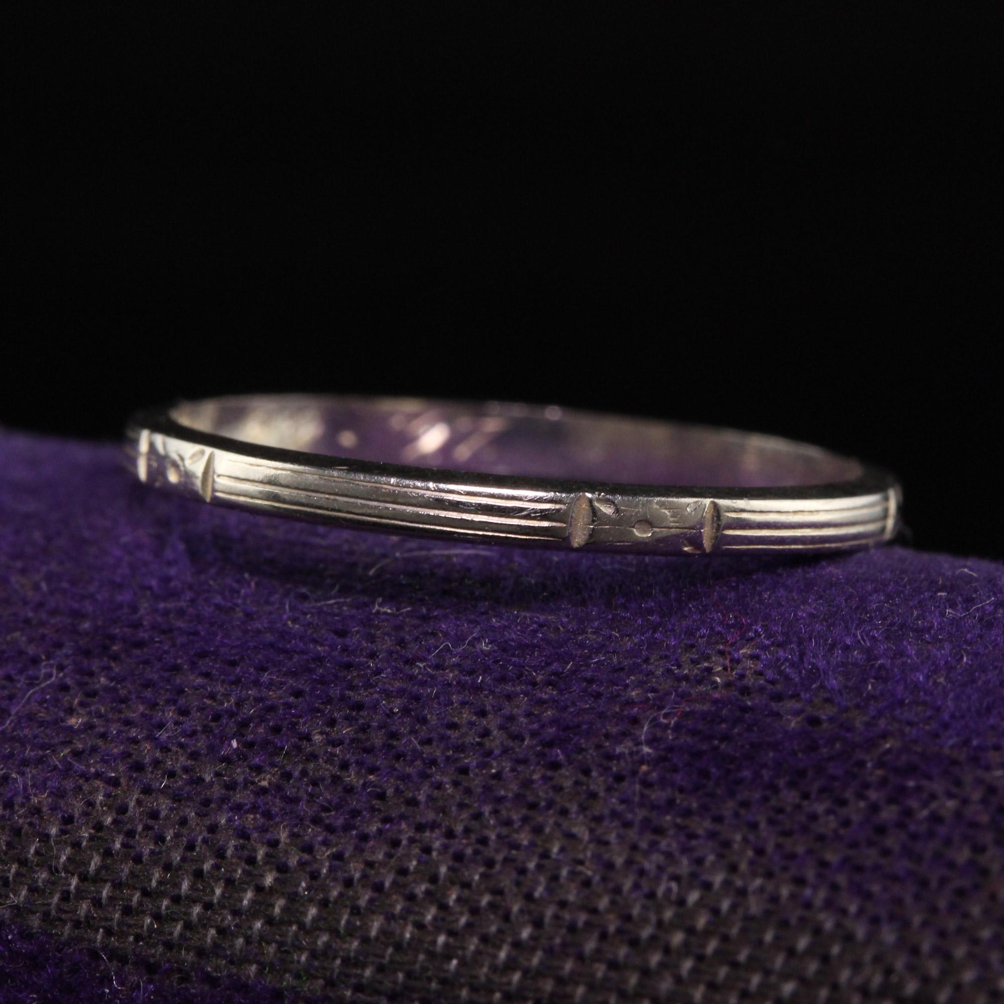 Beautiful Antique Art Deco 18K White Gold Engraved Wedding Band - Size 9. This beautiful band is crafted in 18k white gold. The band has blossom engravings on the top and has 