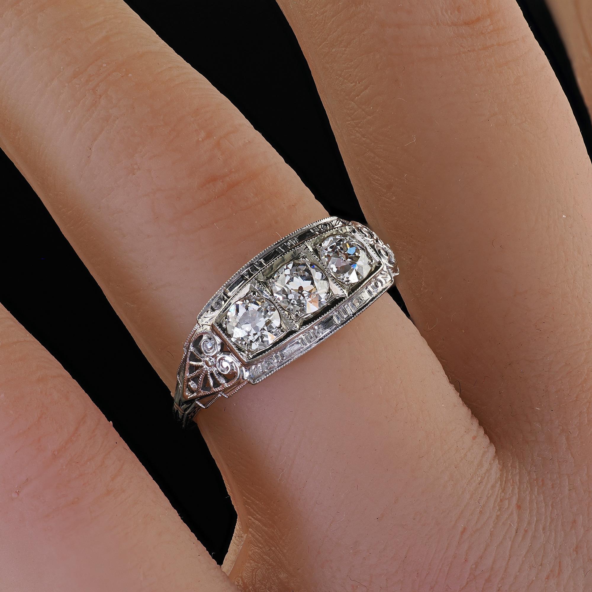 Antique Art Deco 18K White Gold Filigree Old European Diamond Three Stone Ring 5
