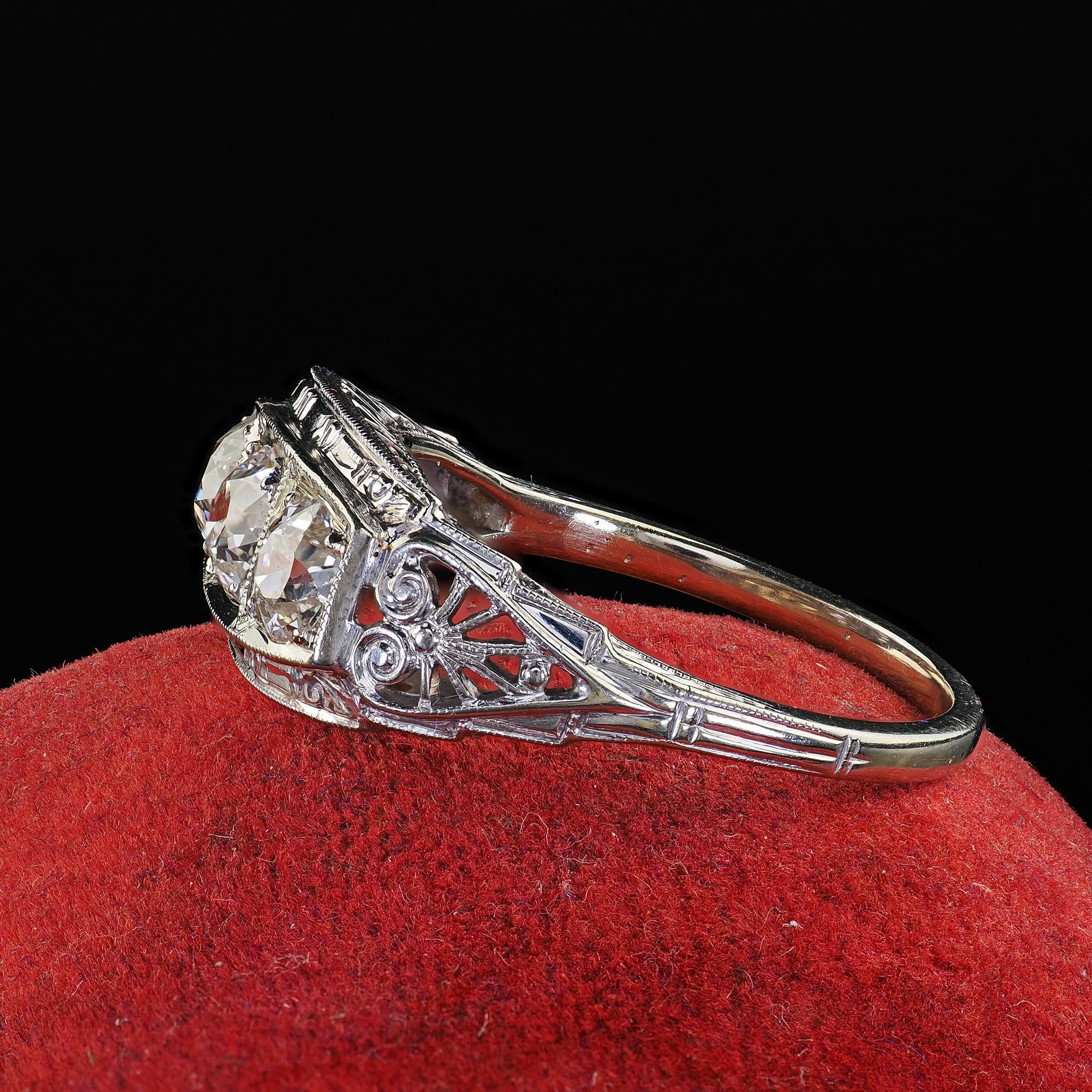 Women's Antique Art Deco 18K White Gold Filigree Old European Diamond Three Stone Ring