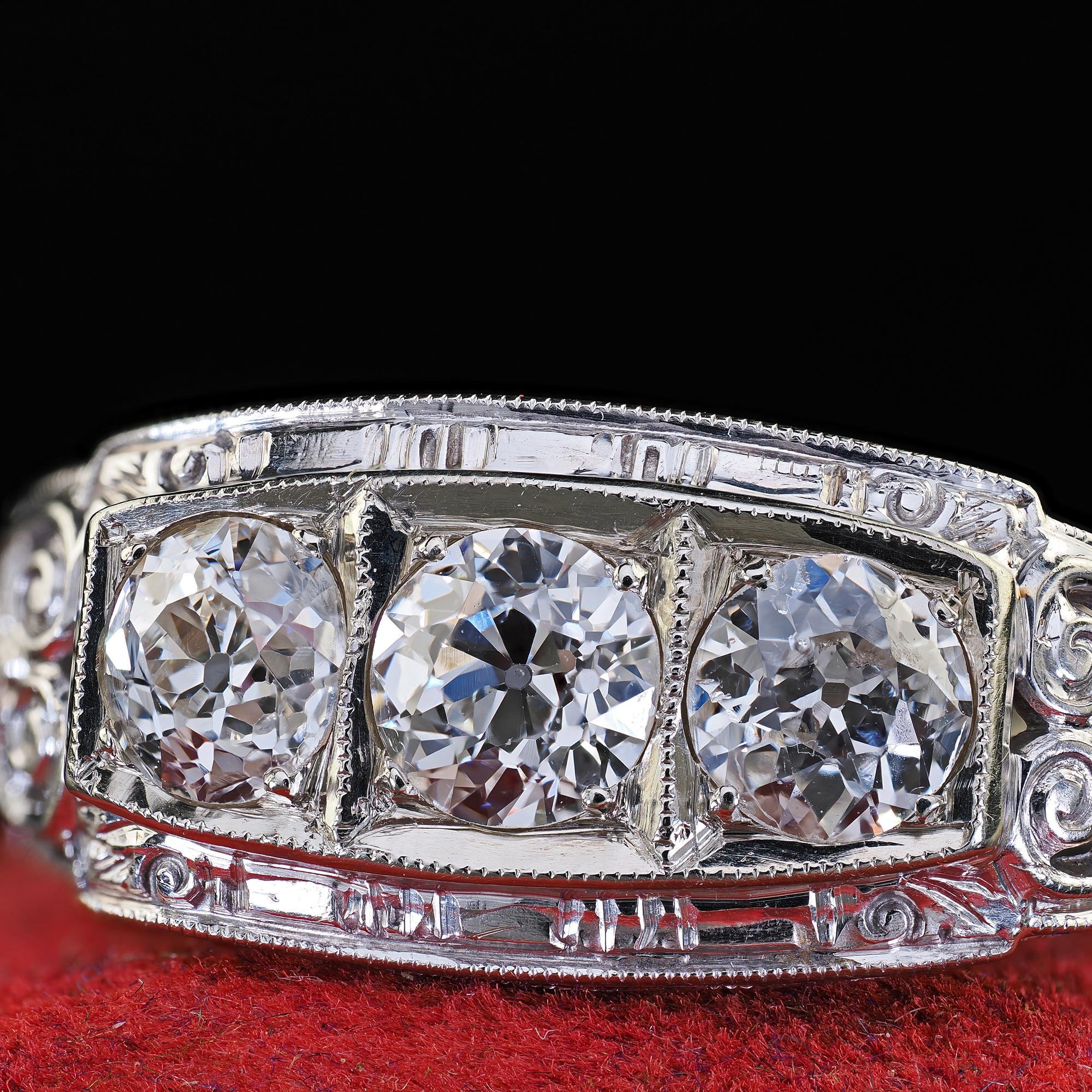 Antique Art Deco 18K White Gold Filigree Old European Diamond Three Stone Ring 1