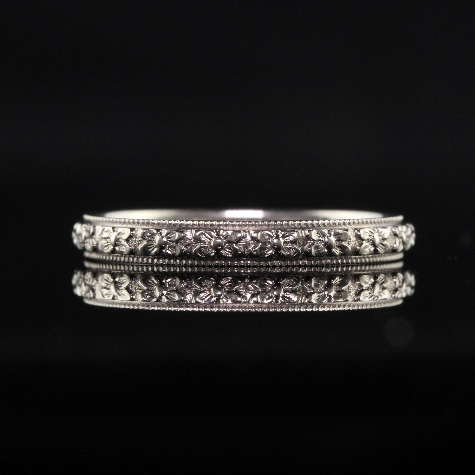 Women's Antique Art Deco 18K White Gold Floral Engraved Wedding Band For Sale