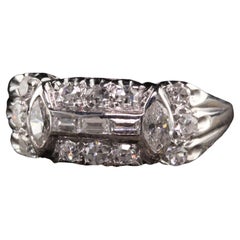 Antiker antiker Art Deco 18 Karat Weißgold Marquise und Baguette Diamant Ehering
