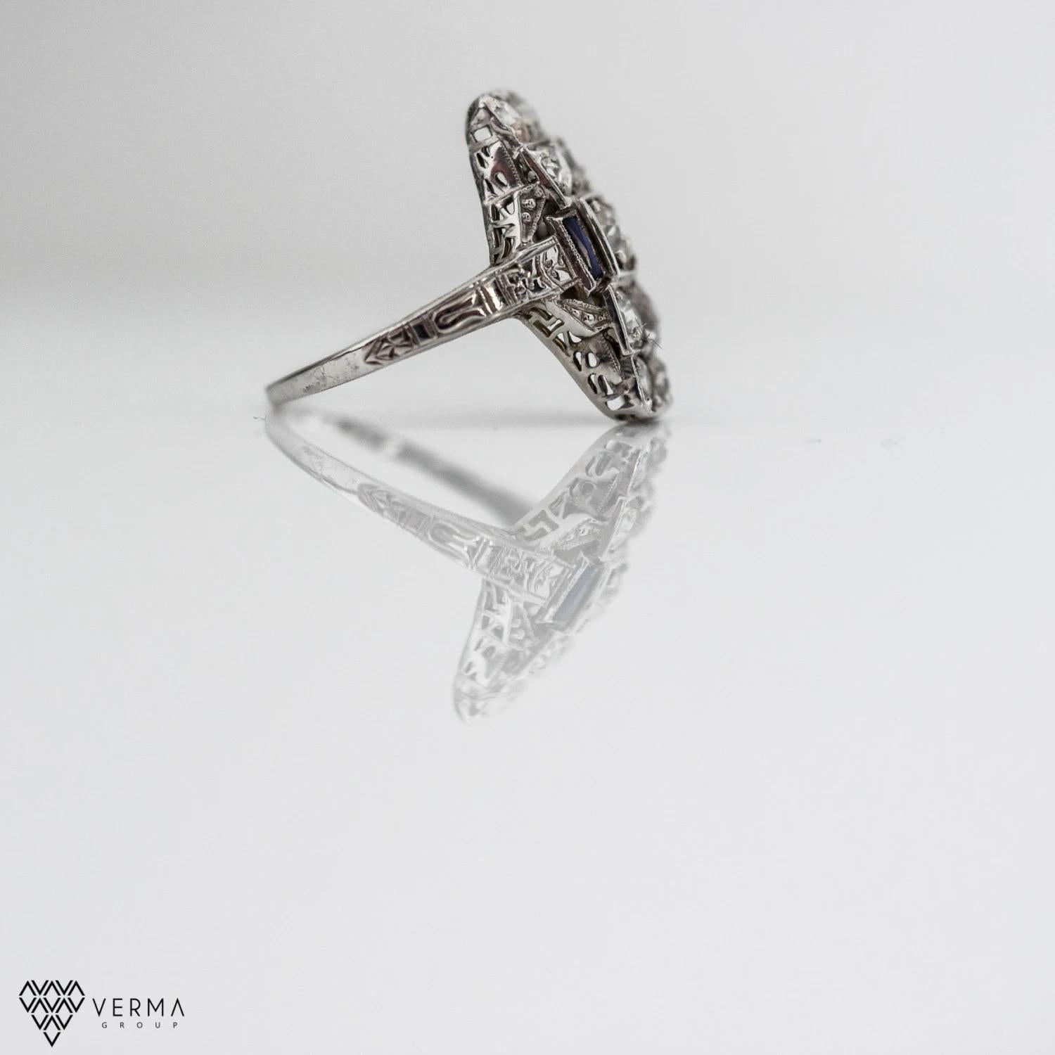 Antique Art Deco 18K White Gold Old European Cut Diamond & Sapphire Engagement R In Excellent Condition For Sale In Hicksville, NY