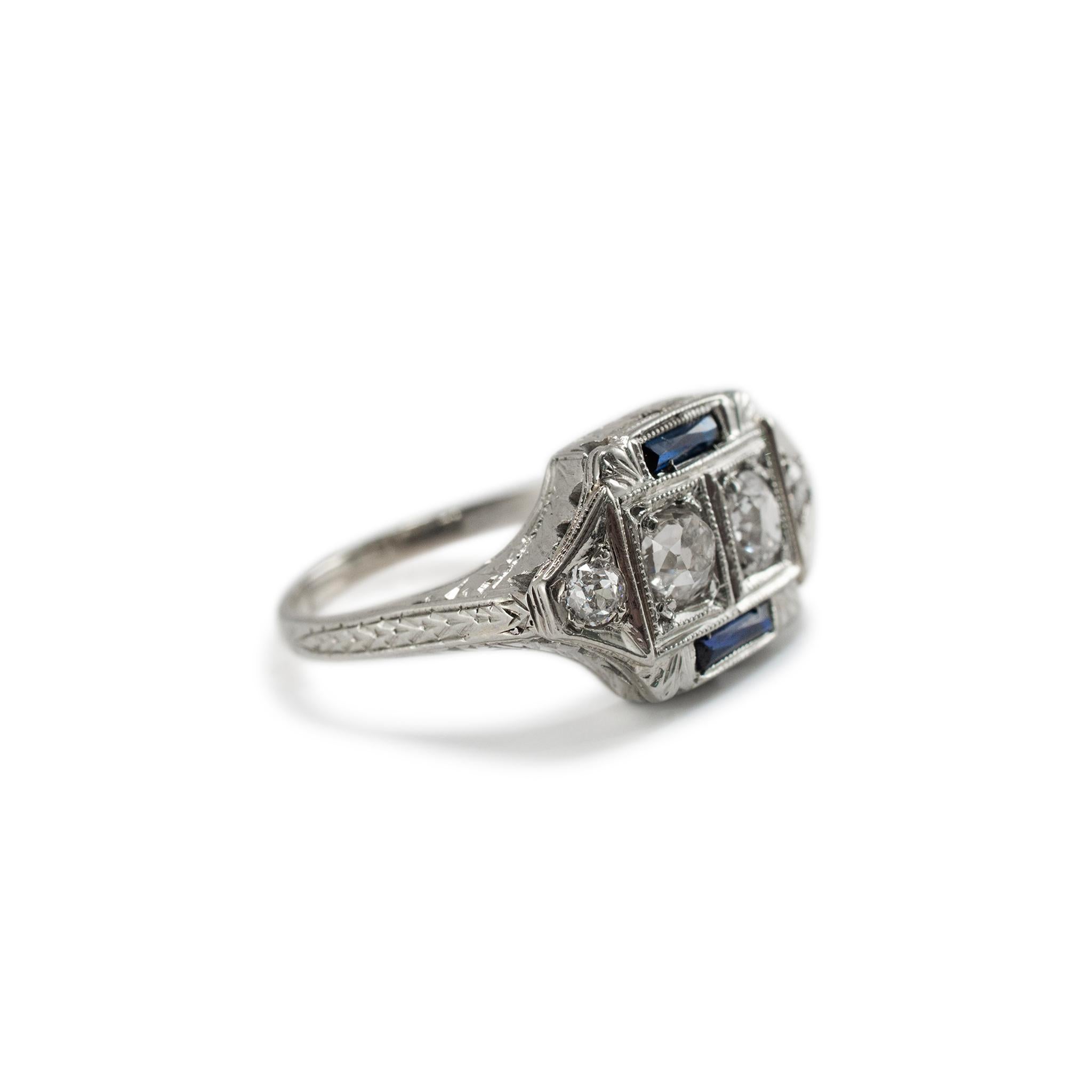 Bague cocktail Old Miner en or blanc 18 carats, diamant double, saphir, ancienne Art Deco Excellent état - En vente à Houston, TX