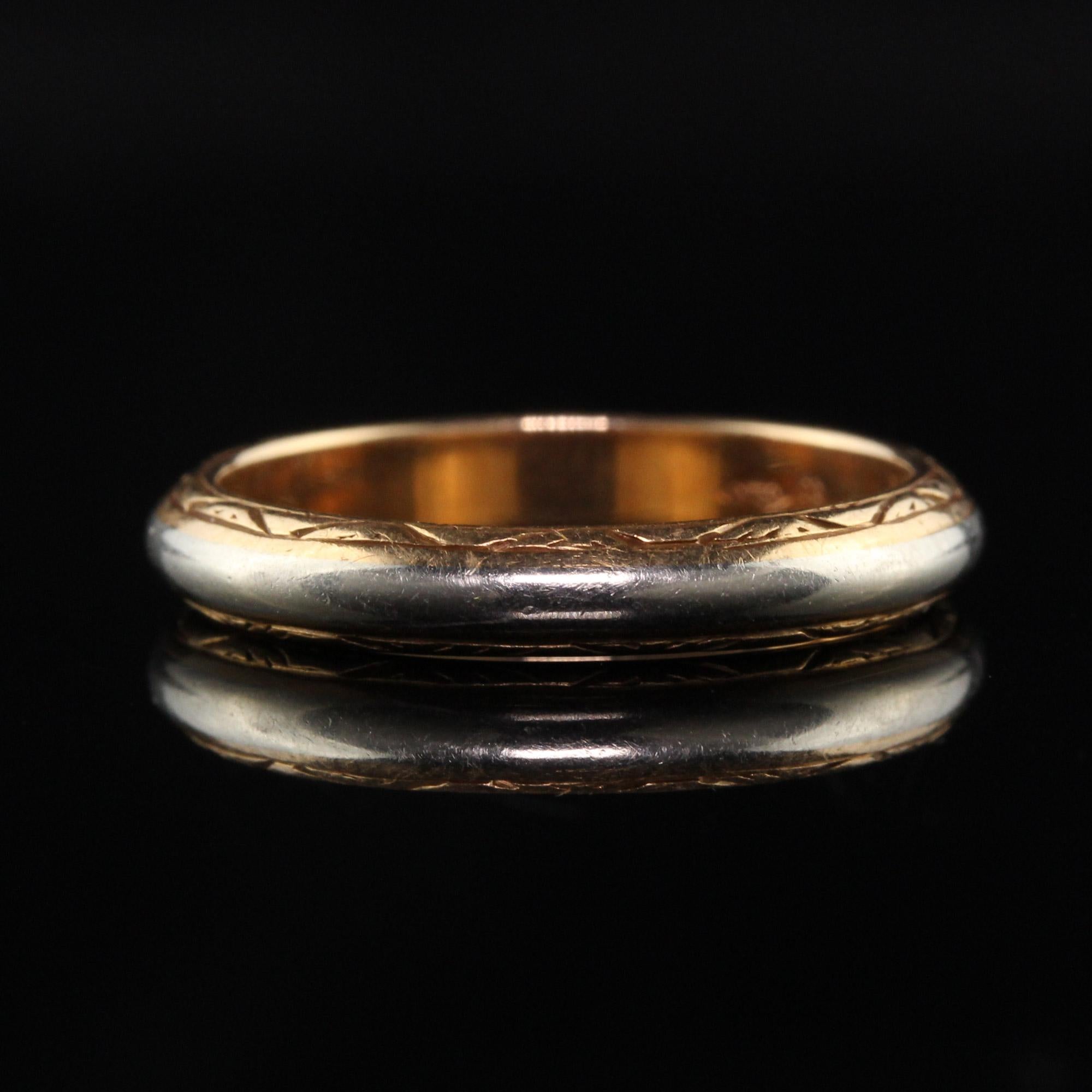 Women's or Men's Antique Art Deco 18K Yellow Gold and White Gold Engraved Wedding Band For Sale