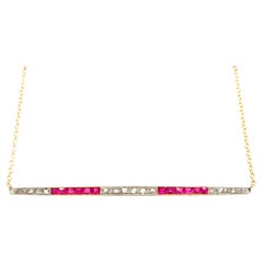 Antiguo Collar de Barras de Diamantes y Rubíes de Oro Amarillo de 18K Art Decó.