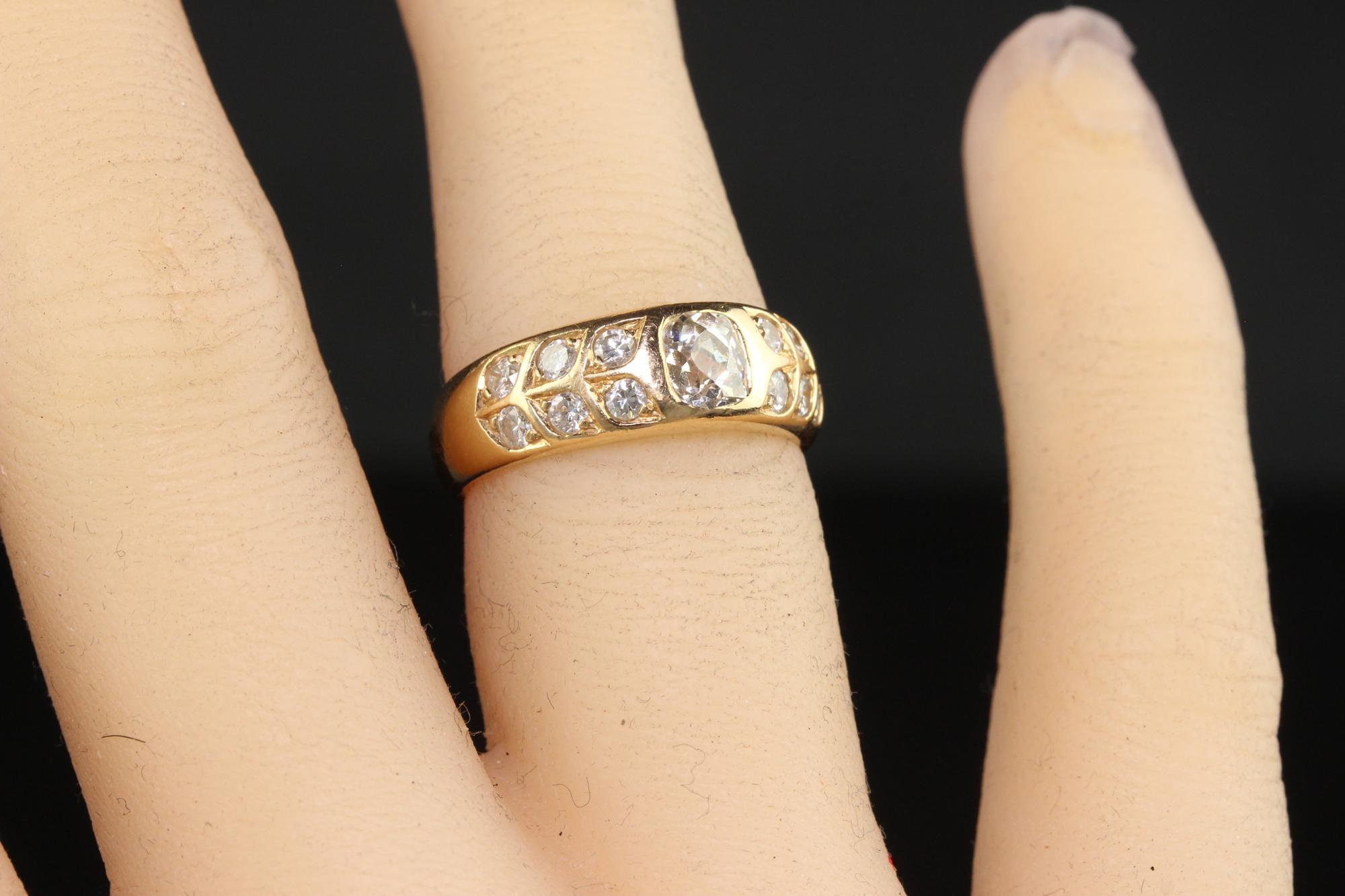 Antique Art Deco 18K Yellow Gold French Old Mine Diamond Band Ring For Sale 2