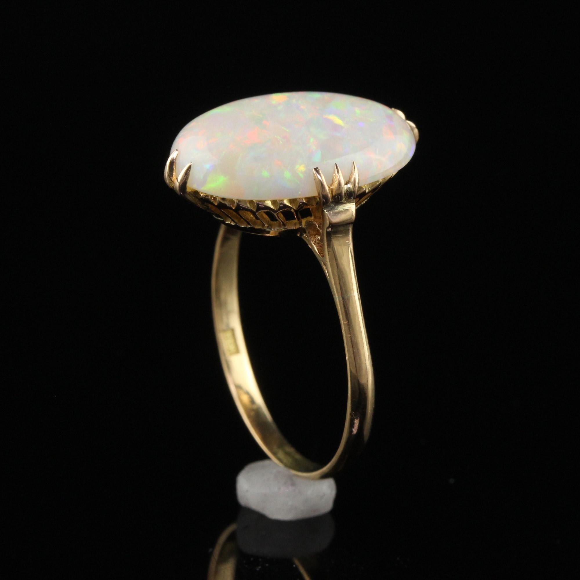 Antique Art Deco 18K Yellow Gold Natural Cabochon Opal Filigree Ring For Sale 4