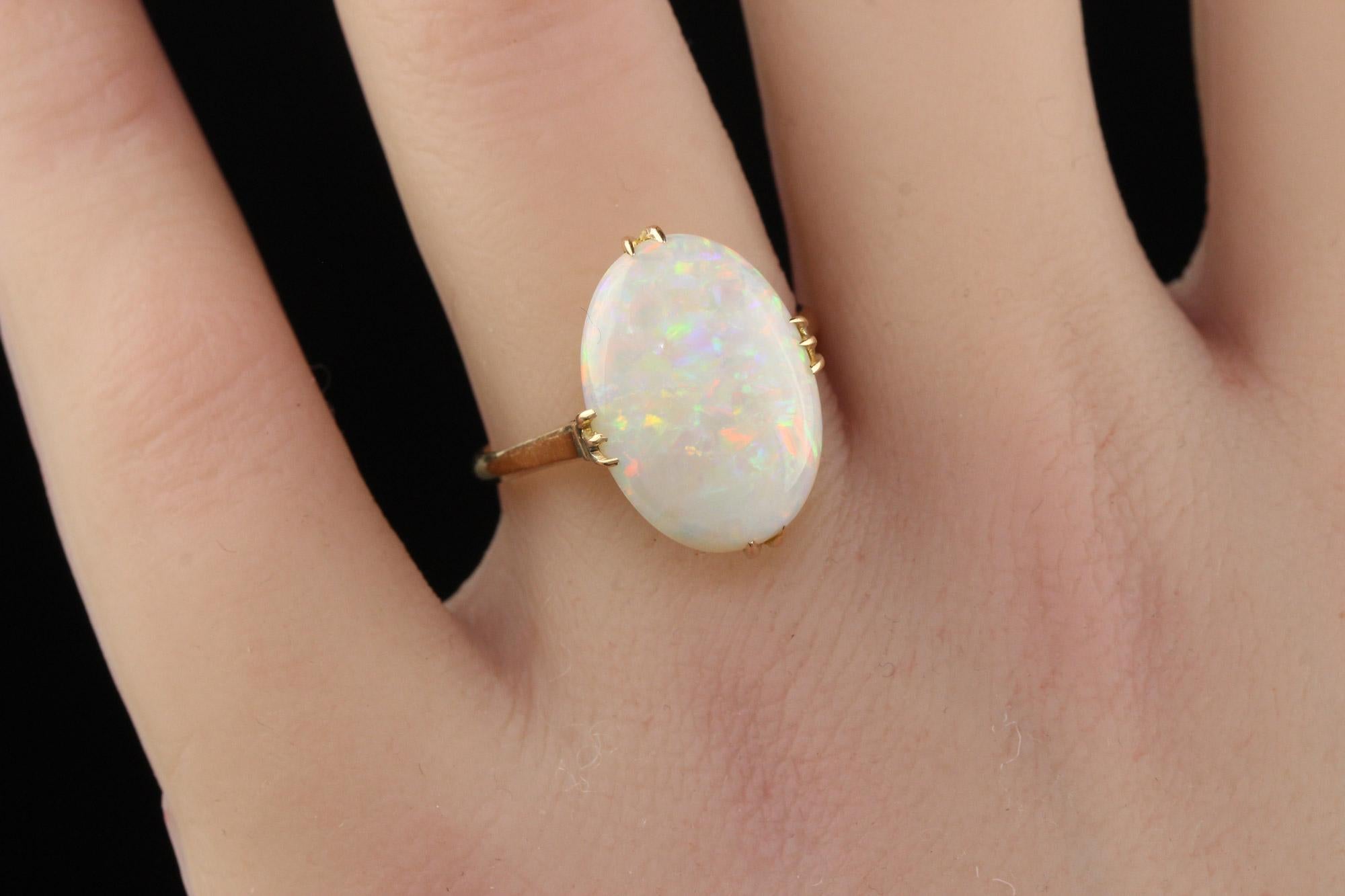 Antique Art Deco 18K Yellow Gold Natural Cabochon Opal Filigree Ring For Sale 5