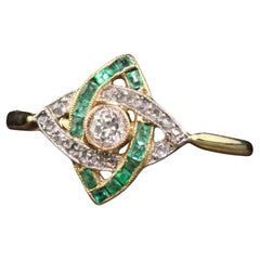 Antique Art Deco 18K Yellow Gold Old Cut Diamond and Emerald Pattern Ring