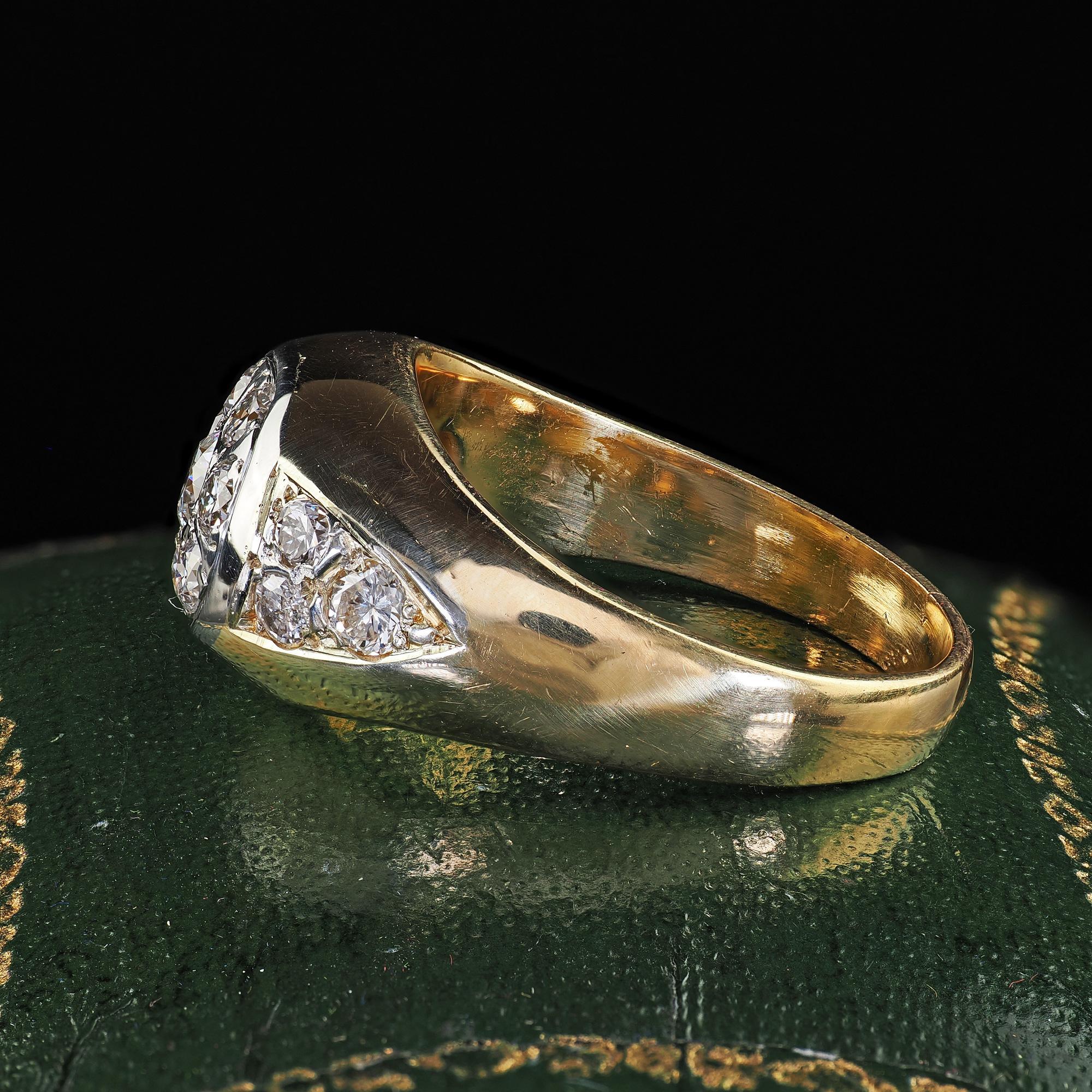 Antiker Art Deco 18K Gelbgold Old European Diamond Cluster Ring im Zustand „Gut“ im Angebot in Great Neck, NY