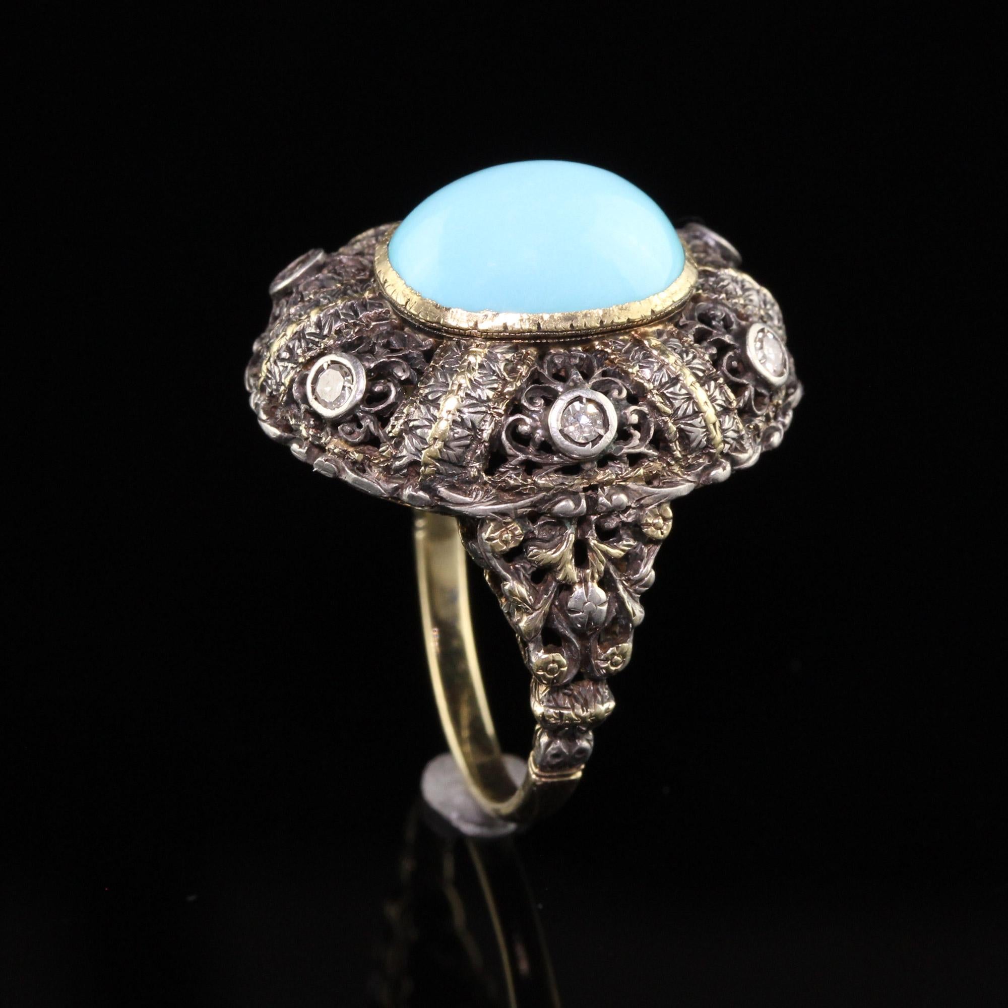 Antique Art Deco 18K Yellow Gold Silver Top Turquoise Cabochon Ring In Good Condition For Sale In Great Neck, NY