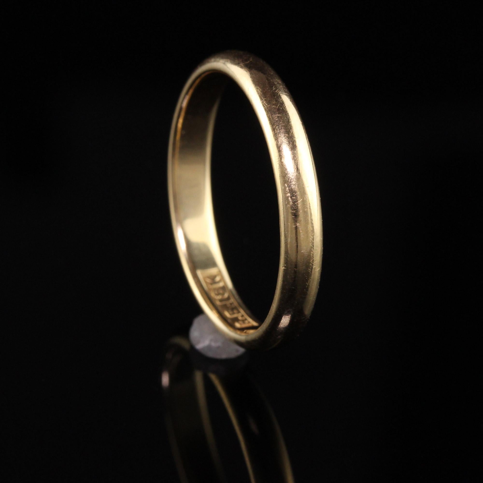 Antique Art Deco 18k Yellow Gold Wedding Band In Good Condition In Great Neck, NY
