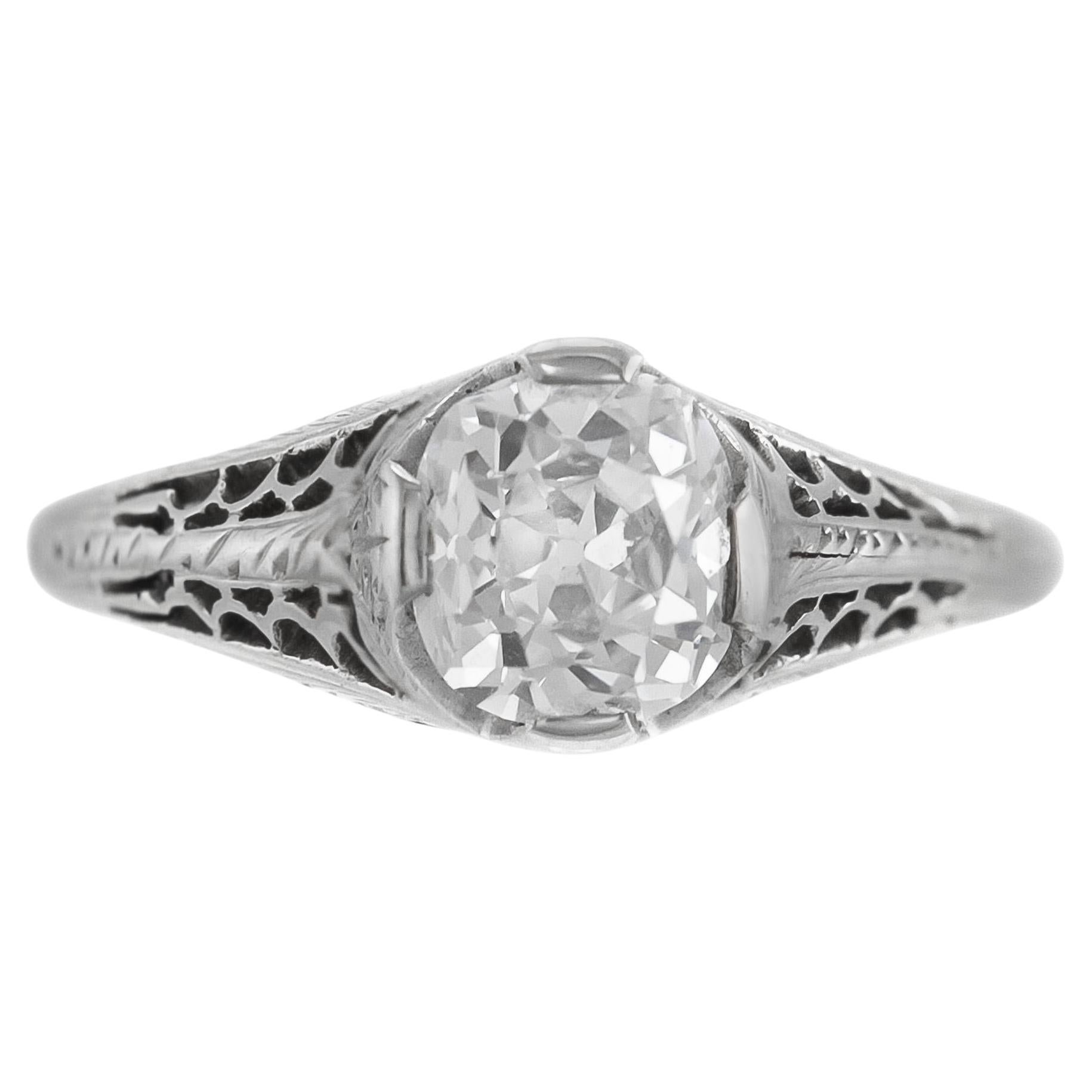Antiguo Anillo de Compromiso de Diamantes talla Mina Art Decó de 1920 de 1,00 quilates en venta