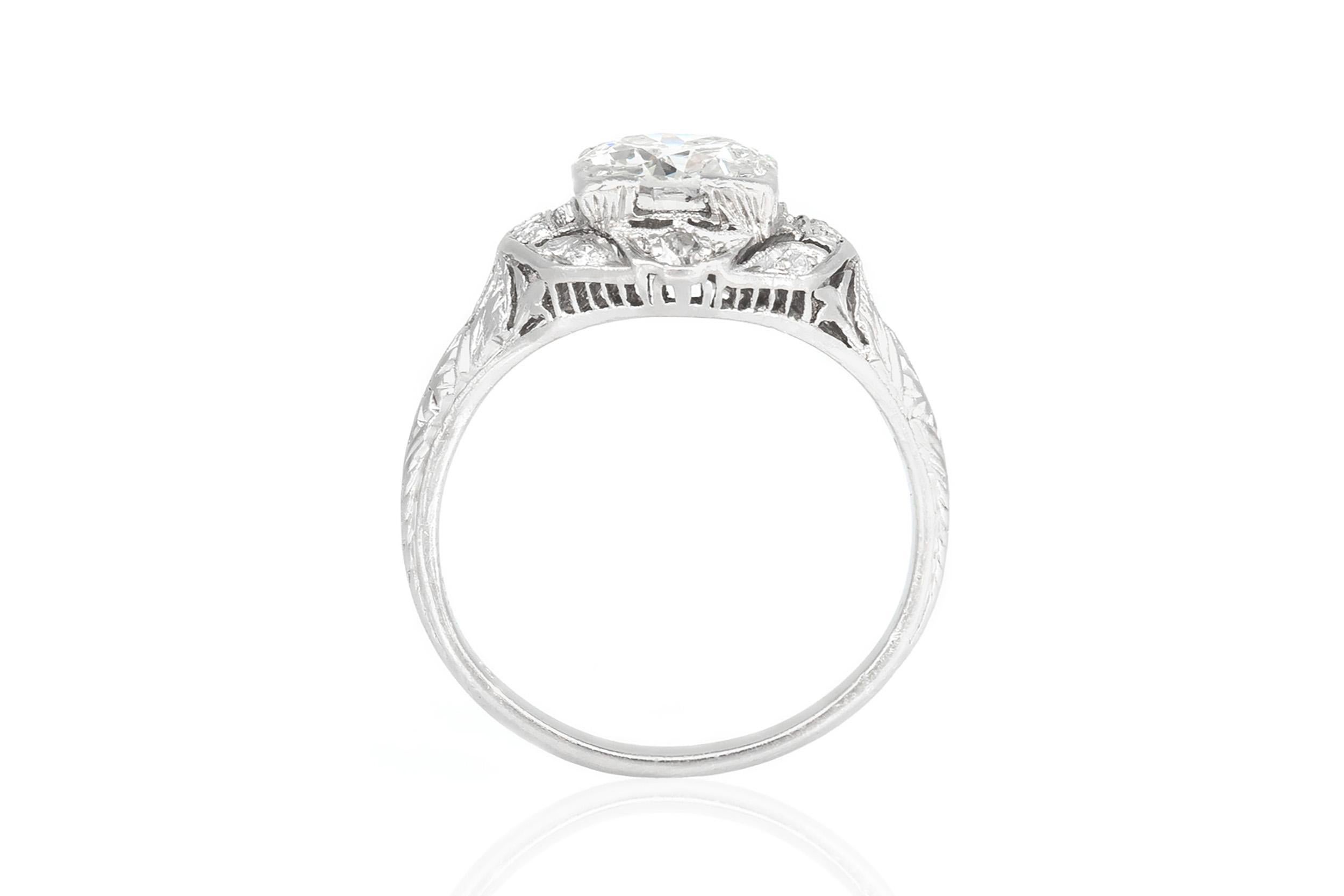 Taglio antico europeo Anello di fidanzamento con diamante antico taglio europeo da 1,50 carati in stile Art Deco anni '20 in vendita