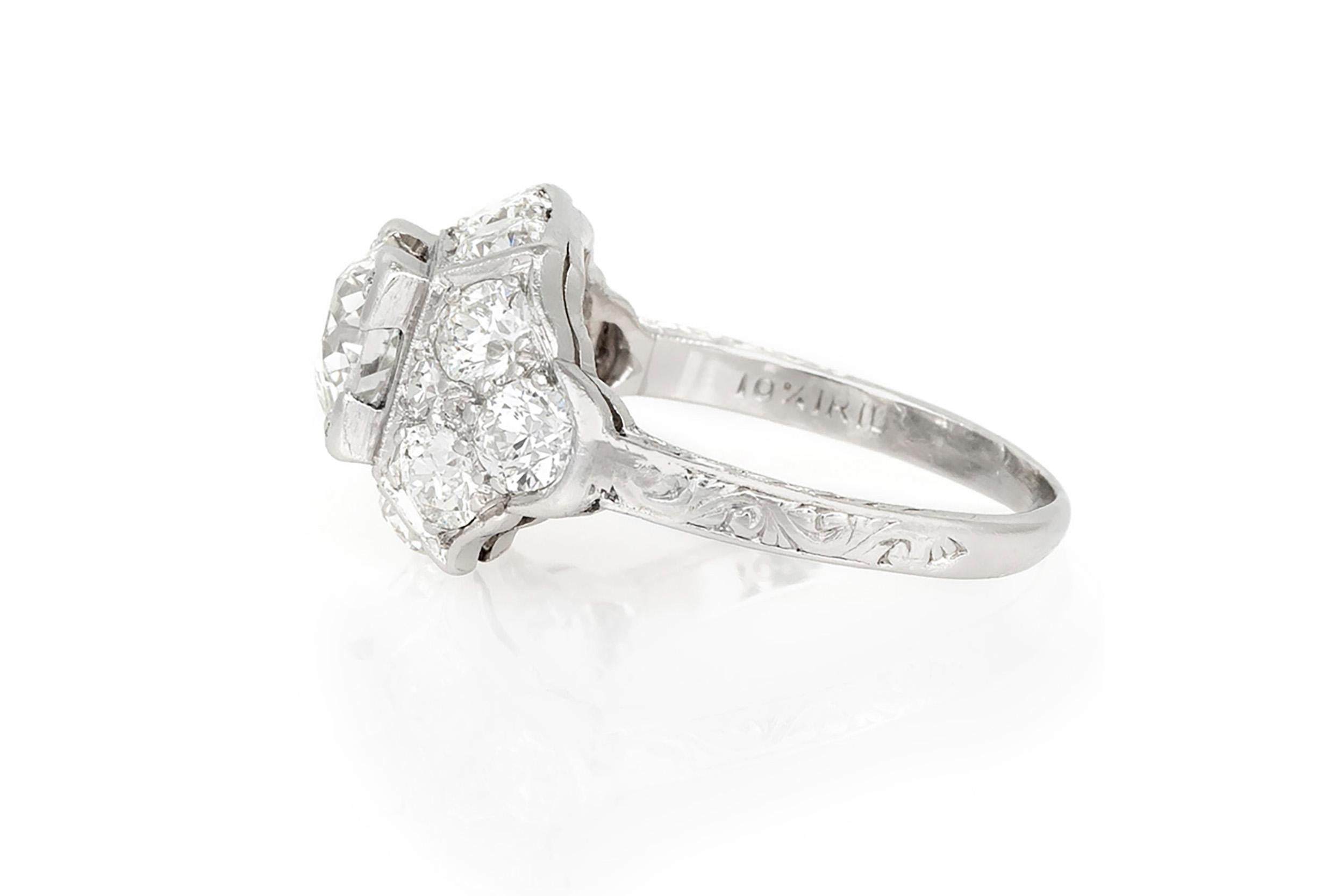 Antique Art Deco 1920s 1.60 Carat Old European Cut Diamond Engagement Ring In Good Condition For Sale In New York, NY