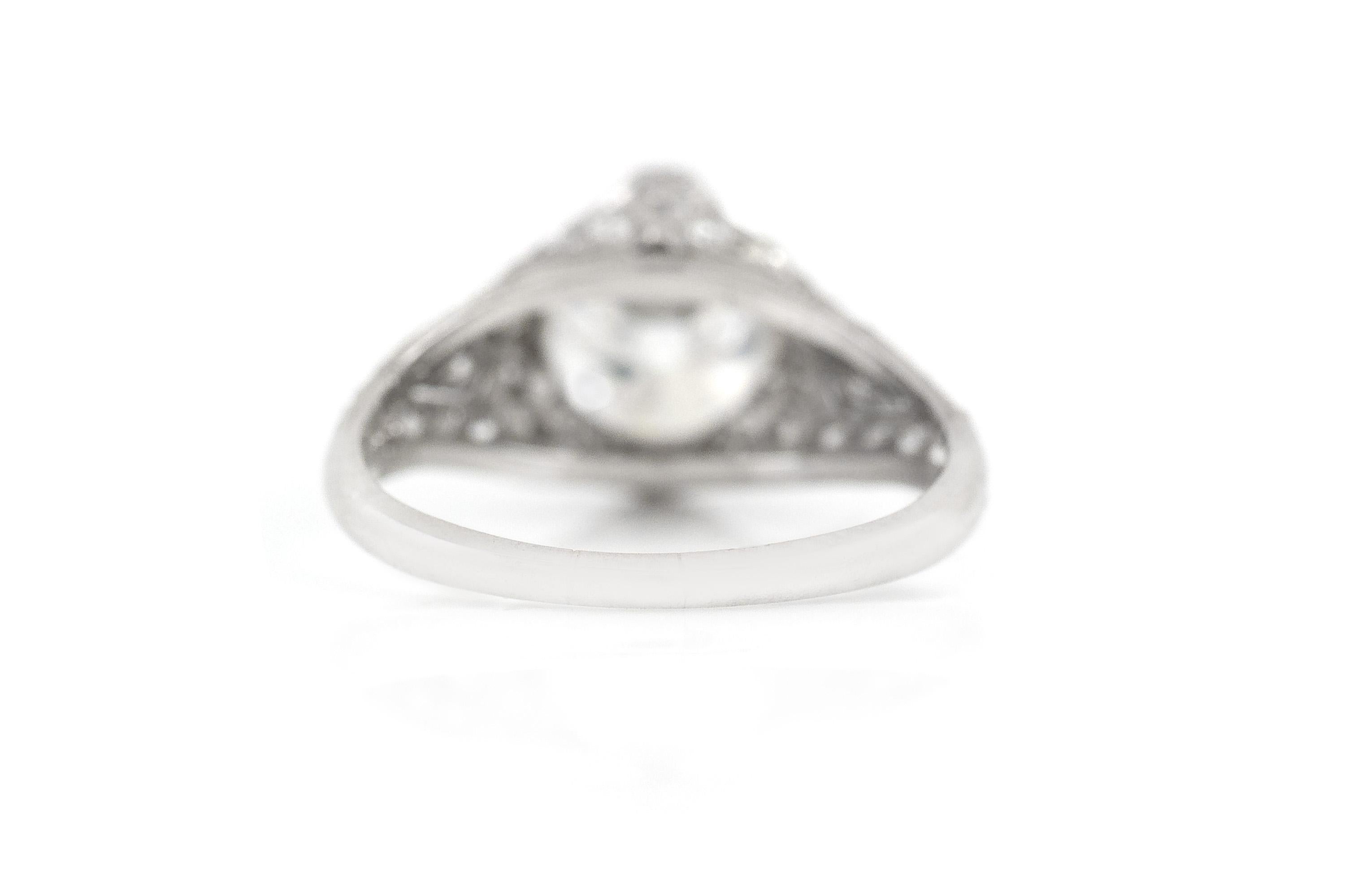 Antique Art Deco 1920s 2.15 Carat Old European Cut Diamond Engagement Ring In Good Condition For Sale In New York, NY