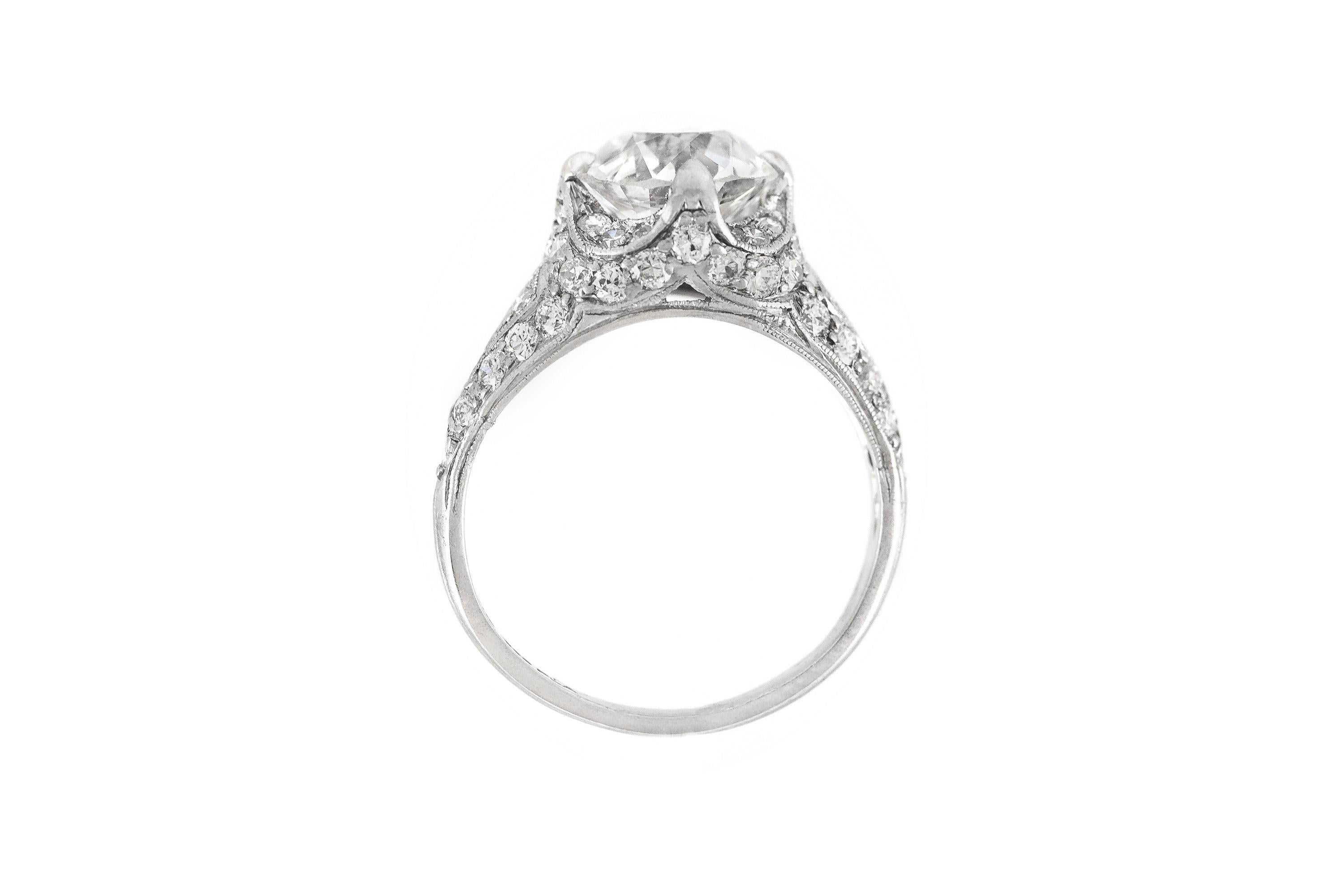 Women's Antique Art Deco 1920s 2.15 Carat Old European Cut Diamond Engagement Ring For Sale