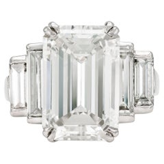 Bague de fiançailles Art déco ancienne des années 1920 avec diamant taille émeraude de 9,39 carats