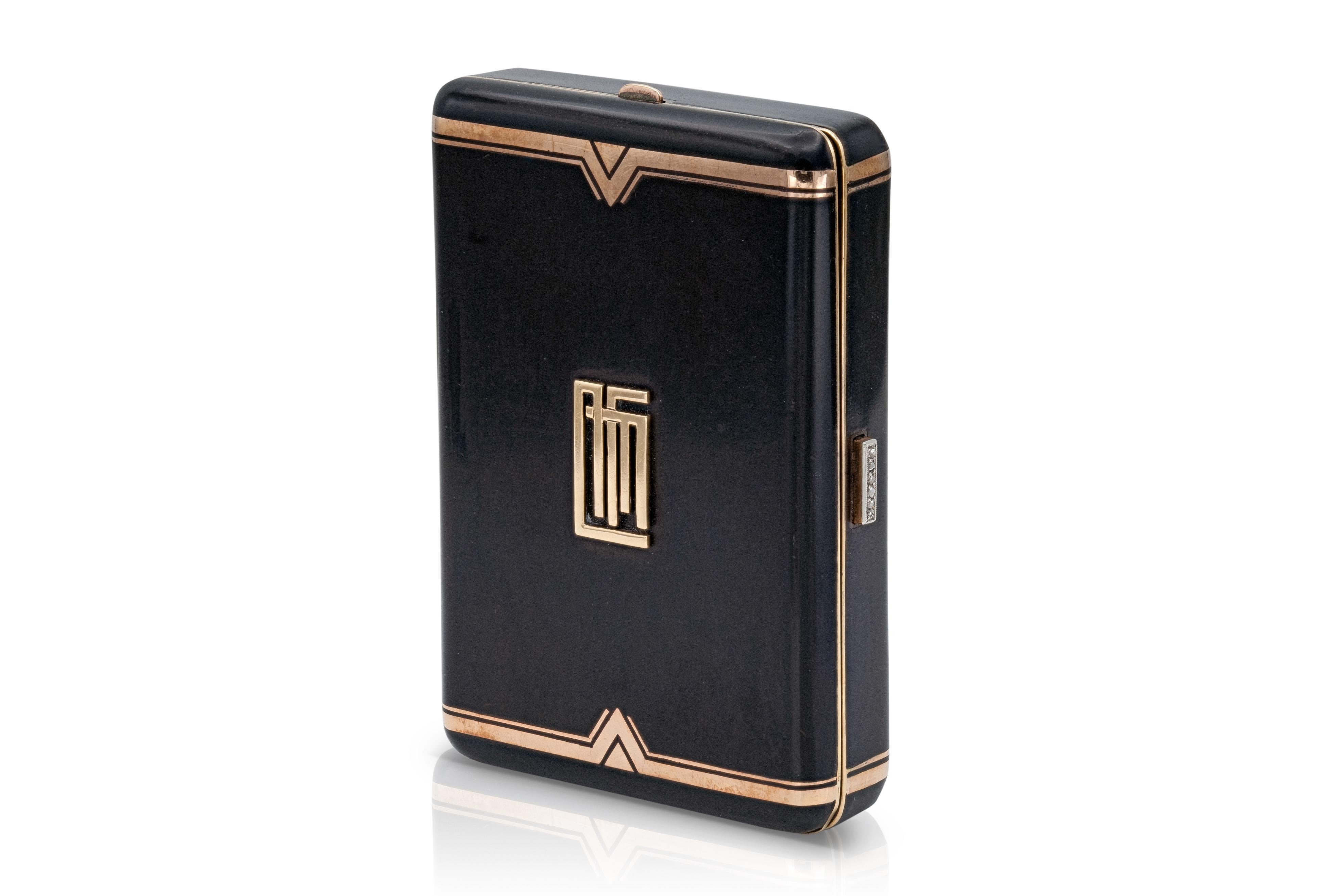 Antique Art Deco 1920s Cartier Black Enamel Compact In Good Condition For Sale In New York, NY