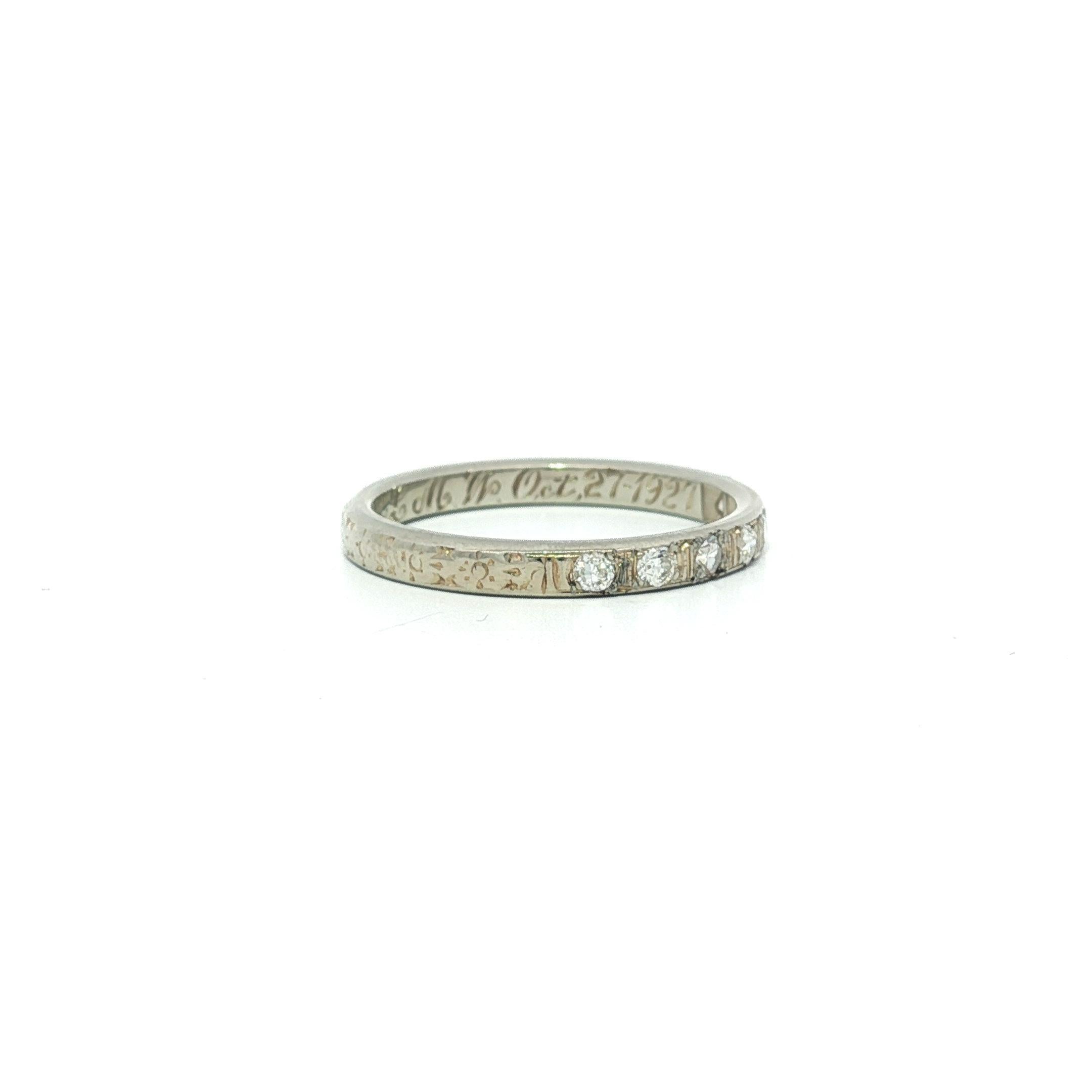 Antike Art Deco 1927 18k Weißgold 0,15ctw Old Diamond Stack Wedding Band Ring Damen im Angebot