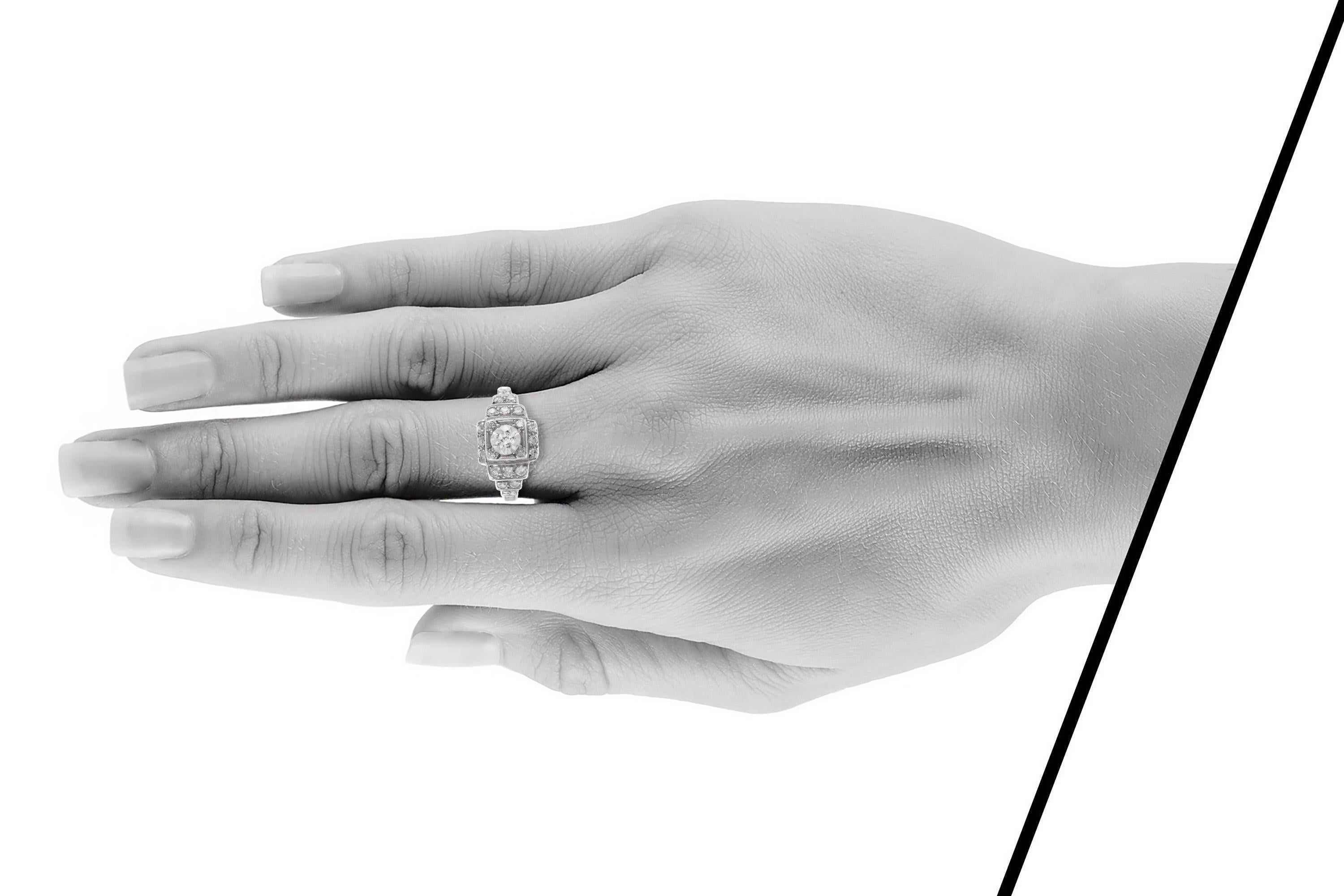Antique Art Deco 1930s 0.75 Carat Old European Cut Diamond Engagement Ring Corte europeo antiguo en venta