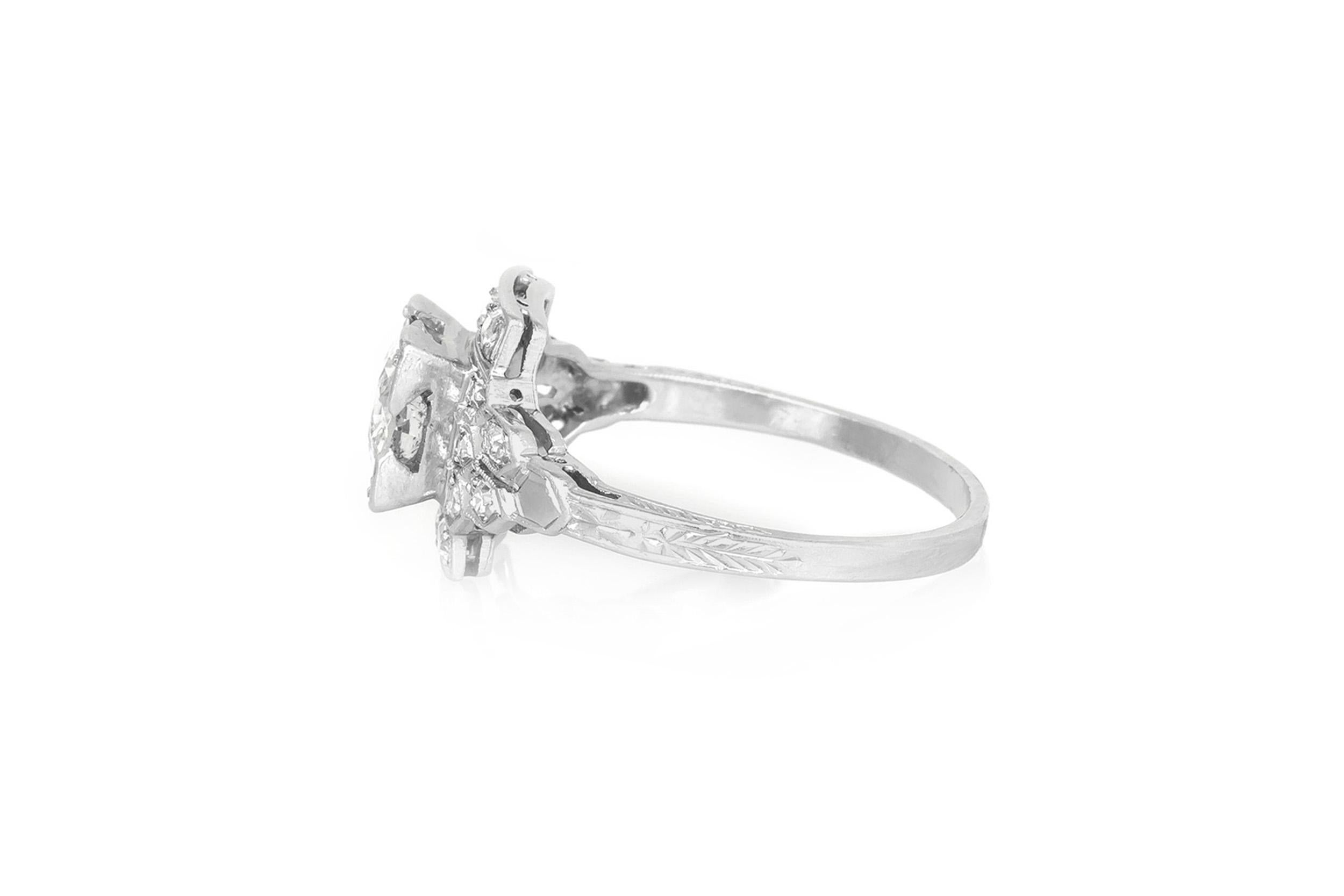 Art Déco Antique Art Deco 1930s 0.95 Carat Old European Cut Diamond Engagement Ring in vendita