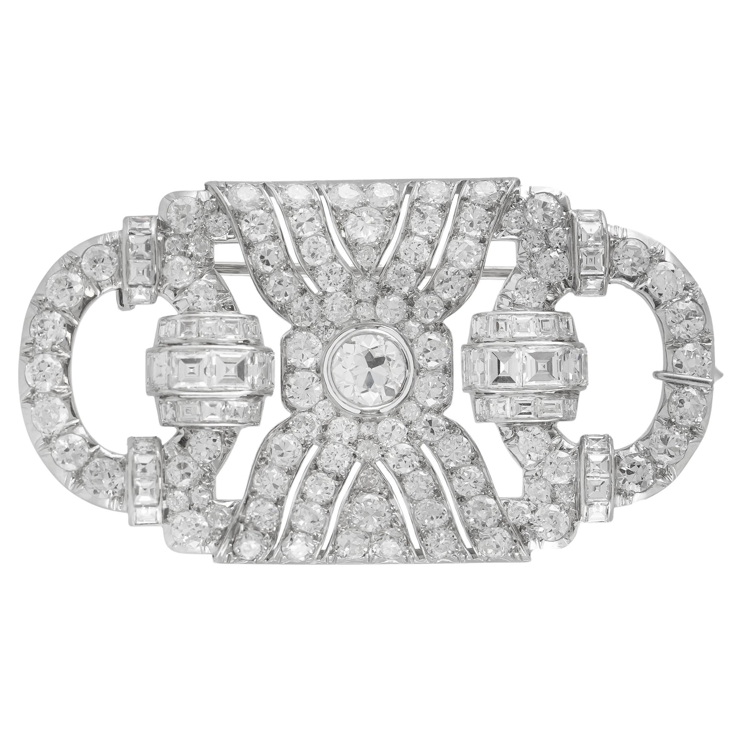Antique Art Deco 1930s 12.80 Carat Diamond Openwork Brooch