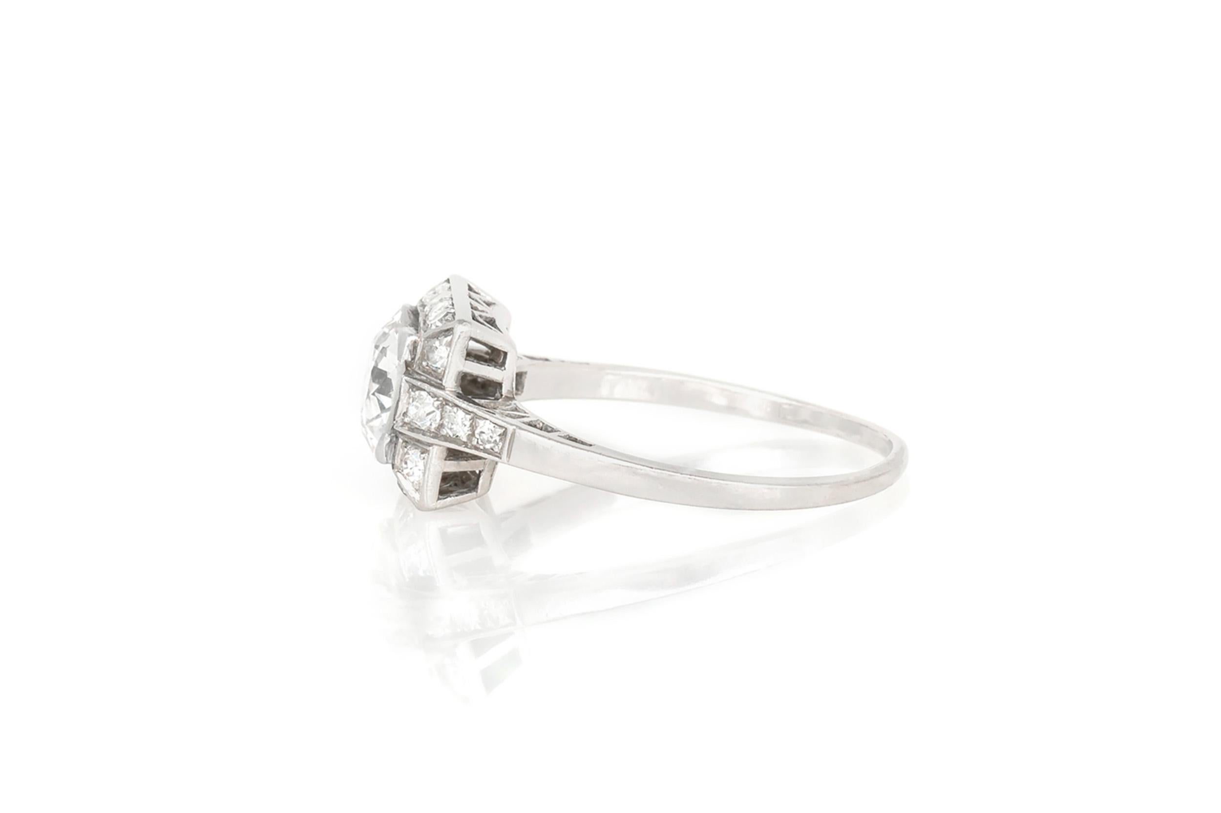Art déco Bague de fiançailles ancienne Art Deco 1930s 1.40 Carat Old European Cut Diamond Engagement Ring en vente