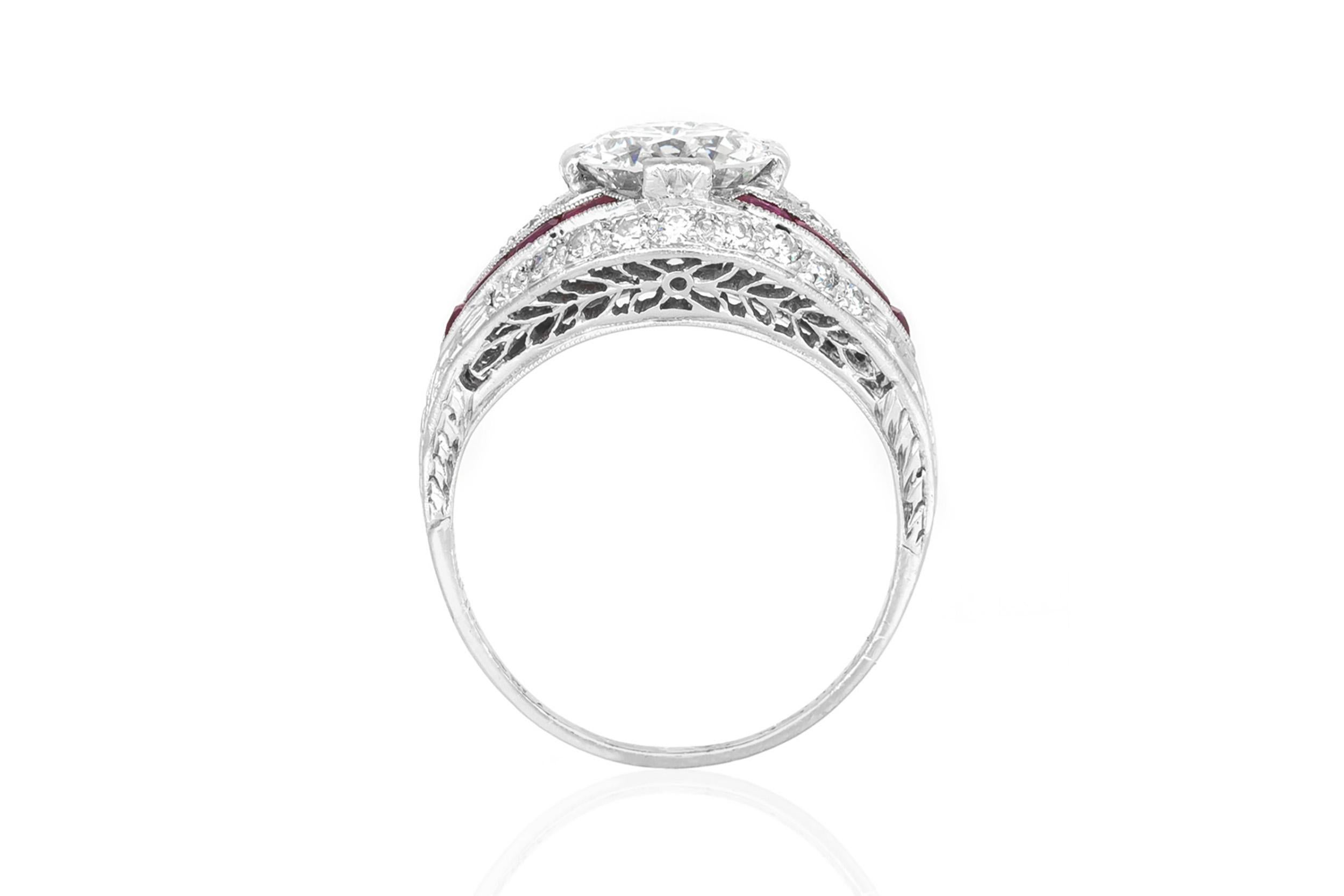 Women's Antique Art Deco 1930s 1.50 Carat Old European Cut Diamond Engagement Ring For Sale