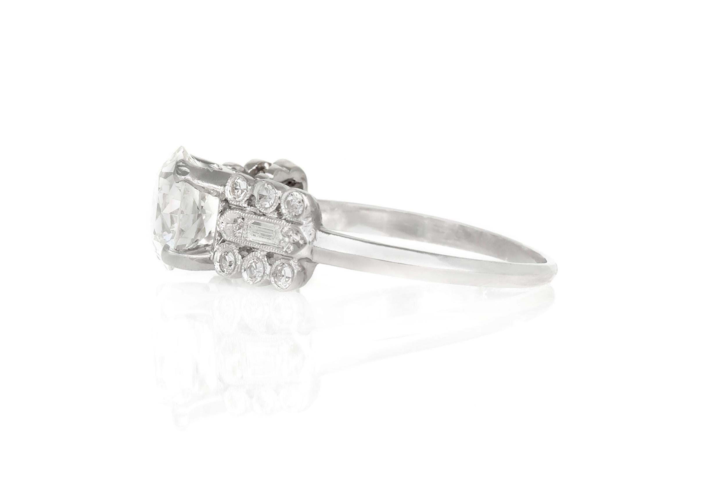Antiguo Anillo de Compromiso de Diamantes de Corte Europeo Antiguo Art Decó de 1930 de 1,55 quilates Corte europeo antiguo en venta