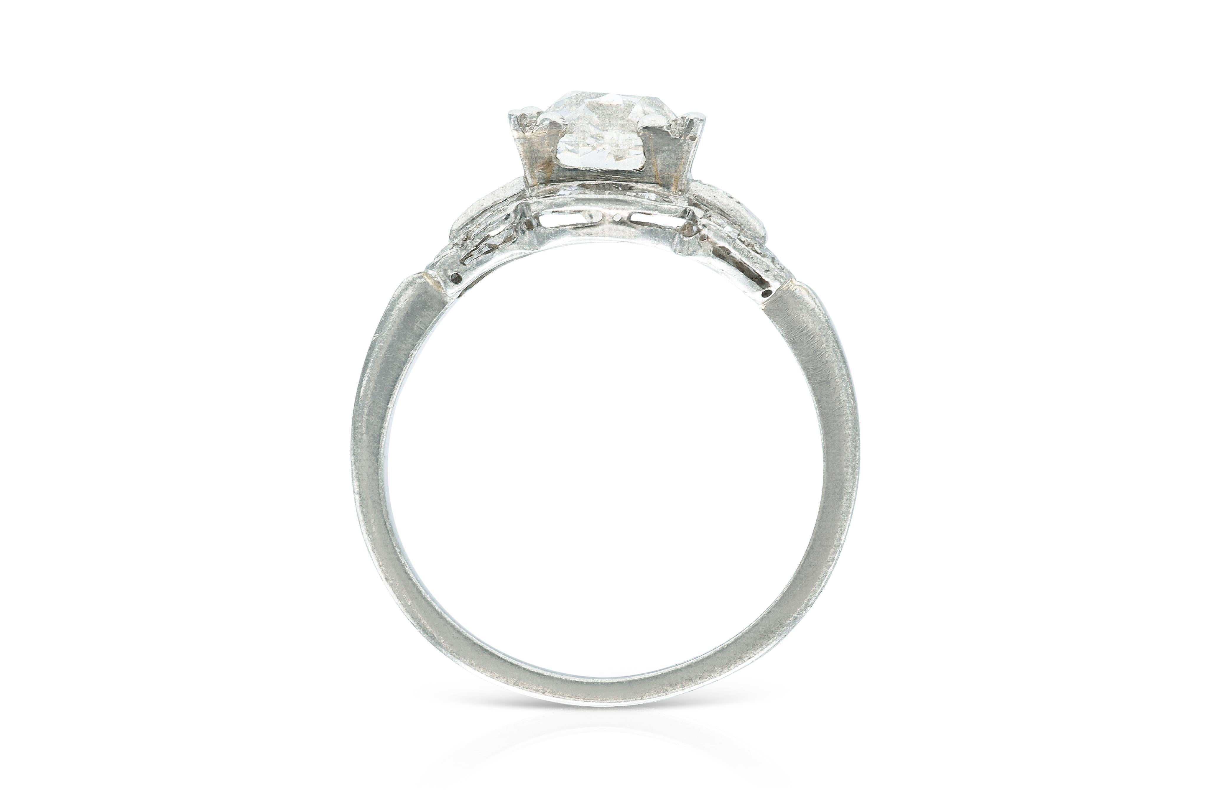 Taille vieille mine Antique Art Deco 1930s 1.62 Carat Old Mine Cut Diamond Engagement Ring en vente