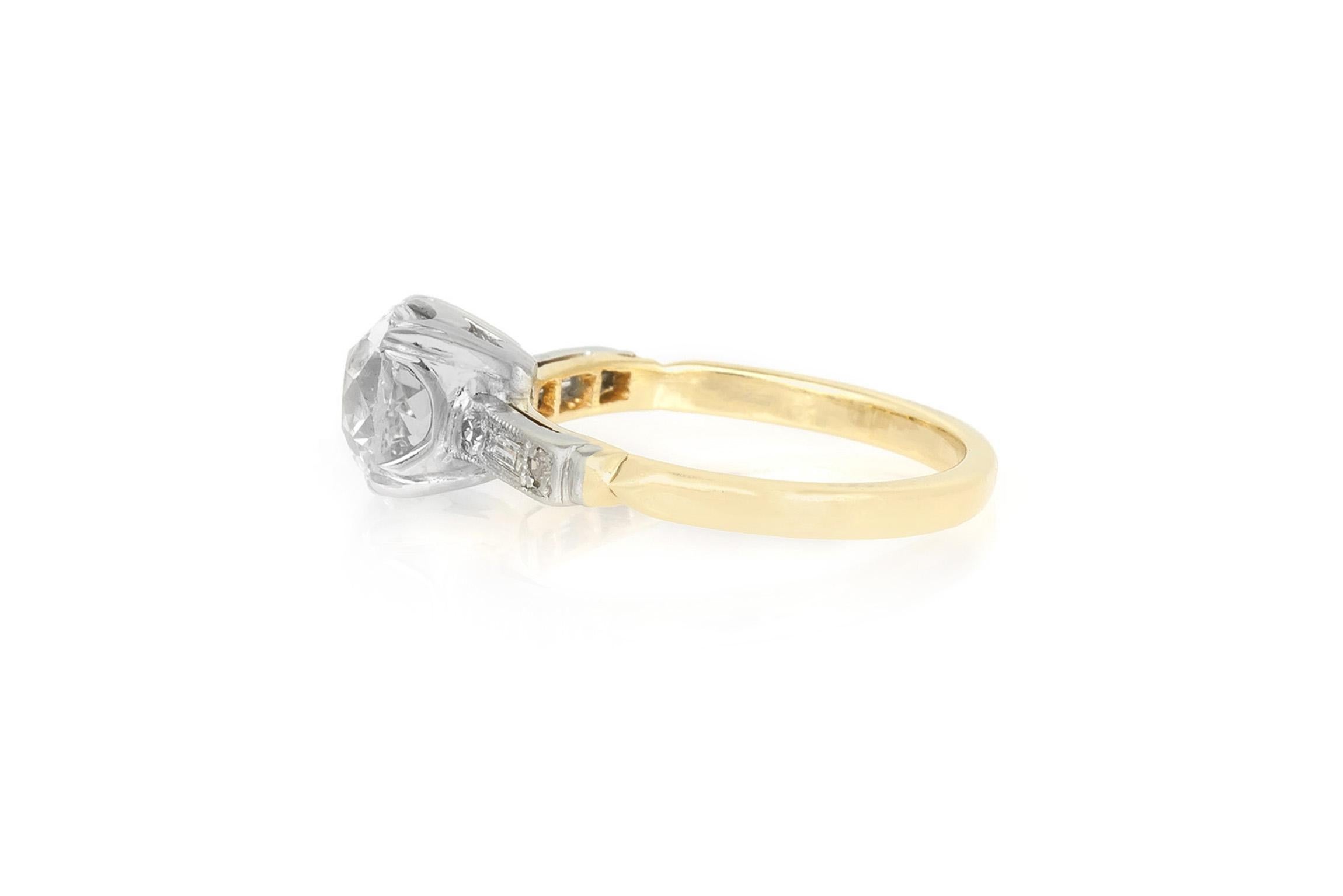 Antique Art Deco 1930s 1.67 Carat Old Mine Cut Diamond Engagement Ring In Good Condition For Sale In New York, NY