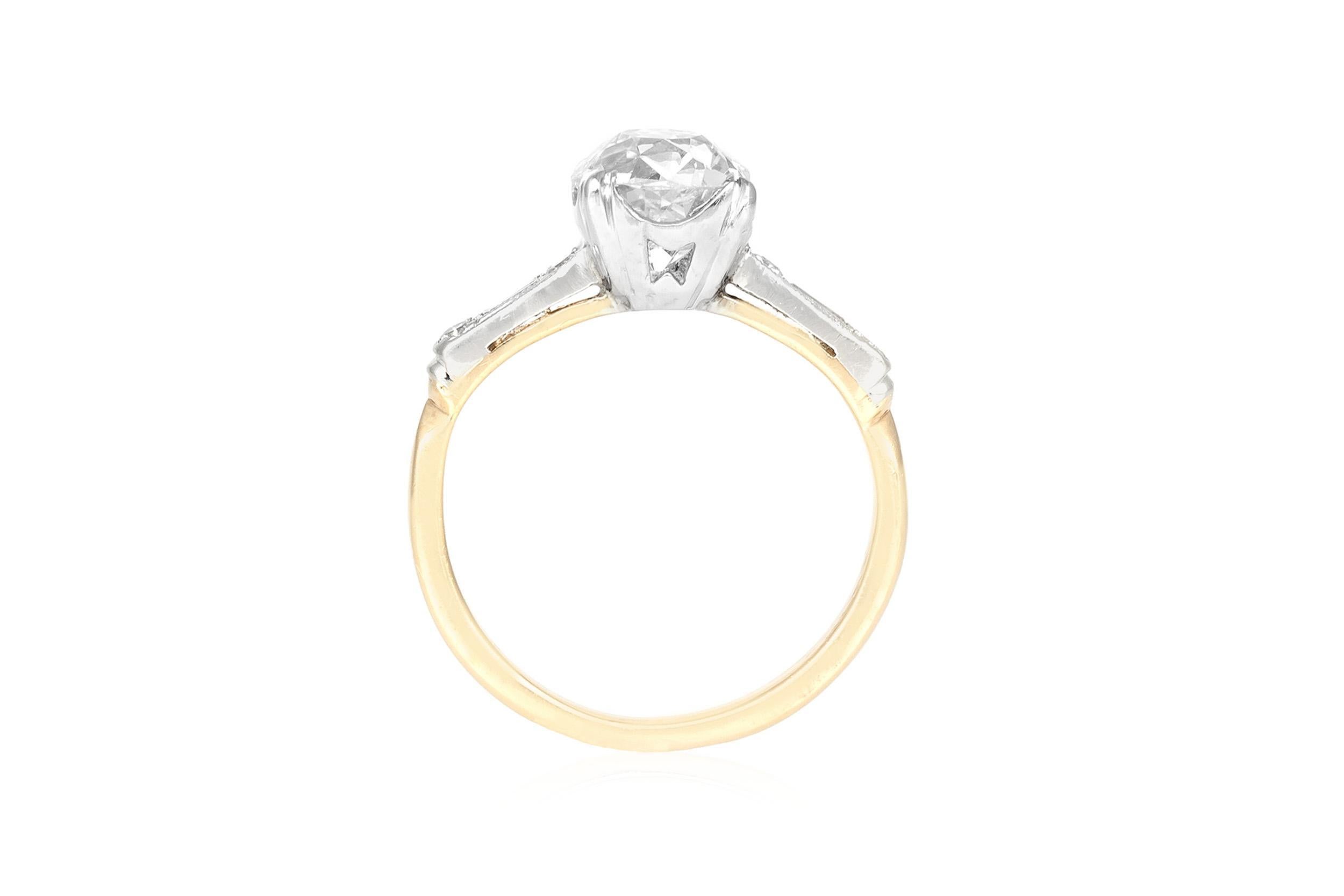 Women's Antique Art Deco 1930s 1.67 Carat Old Mine Cut Diamond Engagement Ring For Sale