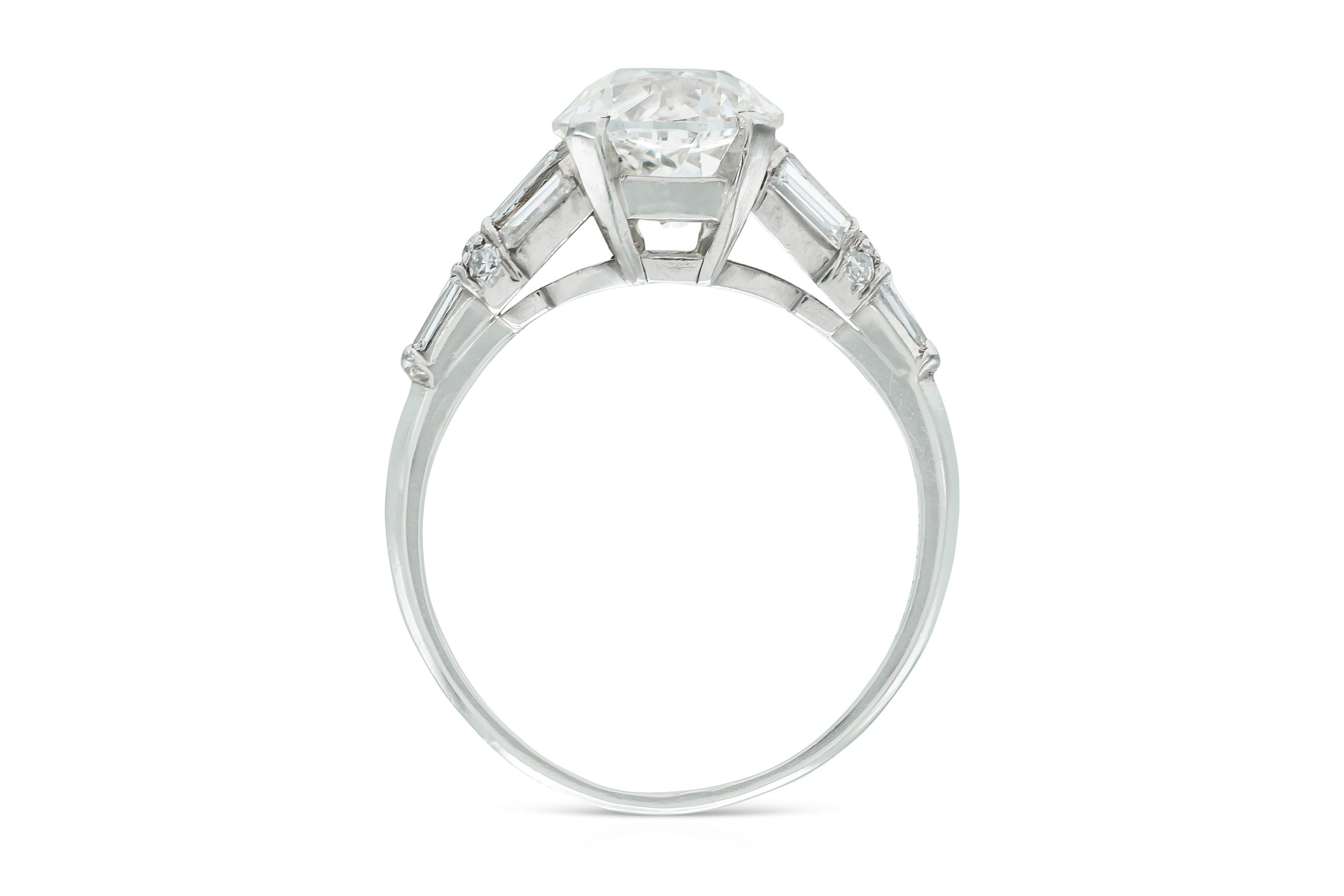 Taille vieille Europe Bague de fiançailles ancienne Art Deco 1930s 2.03 Carat Old European Cut Diamond Engagement Ring en vente