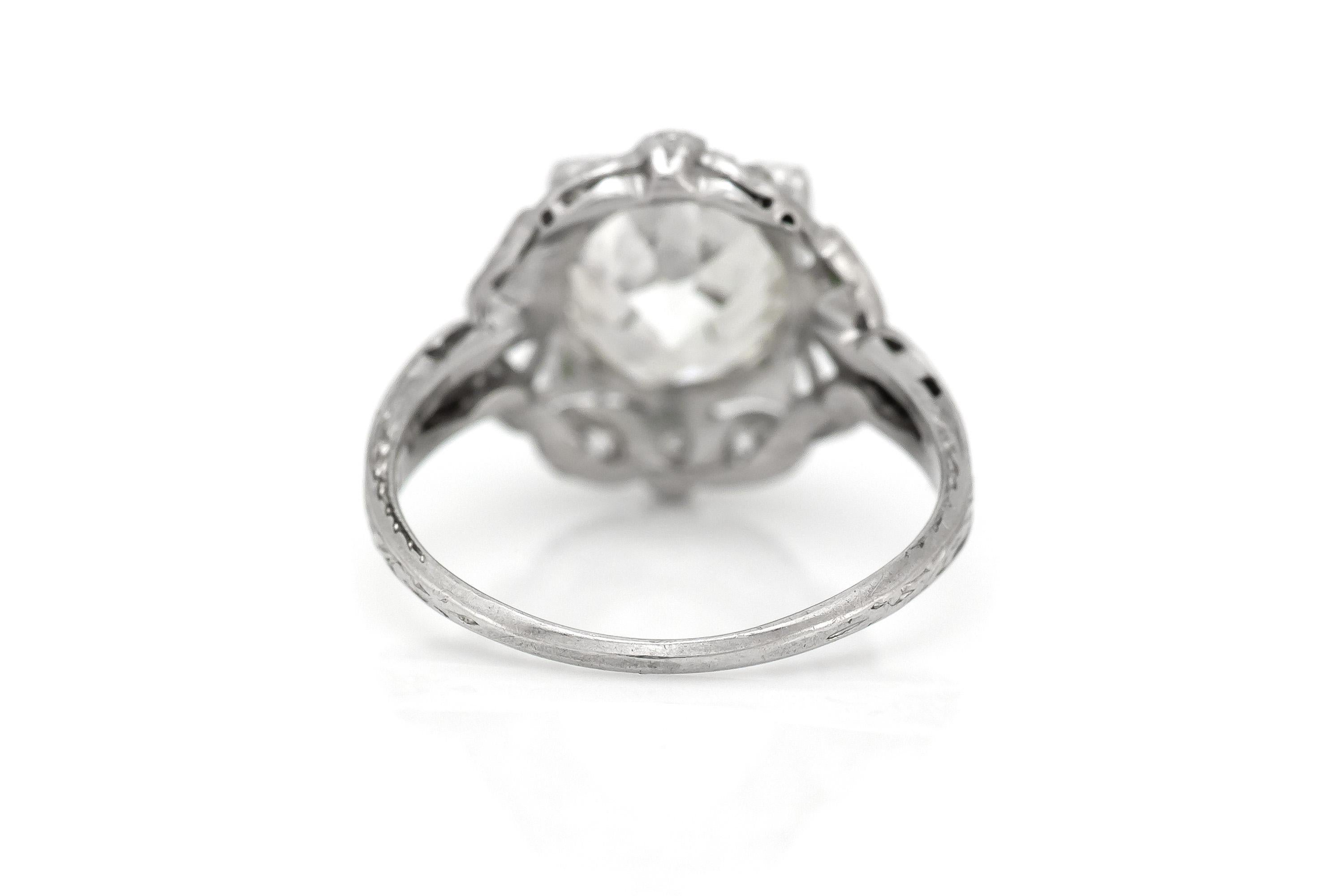 Antique Art Deco 1930s 2.50 Carat Old European Cut Diamond Engagement Ring In Good Condition For Sale In New York, NY