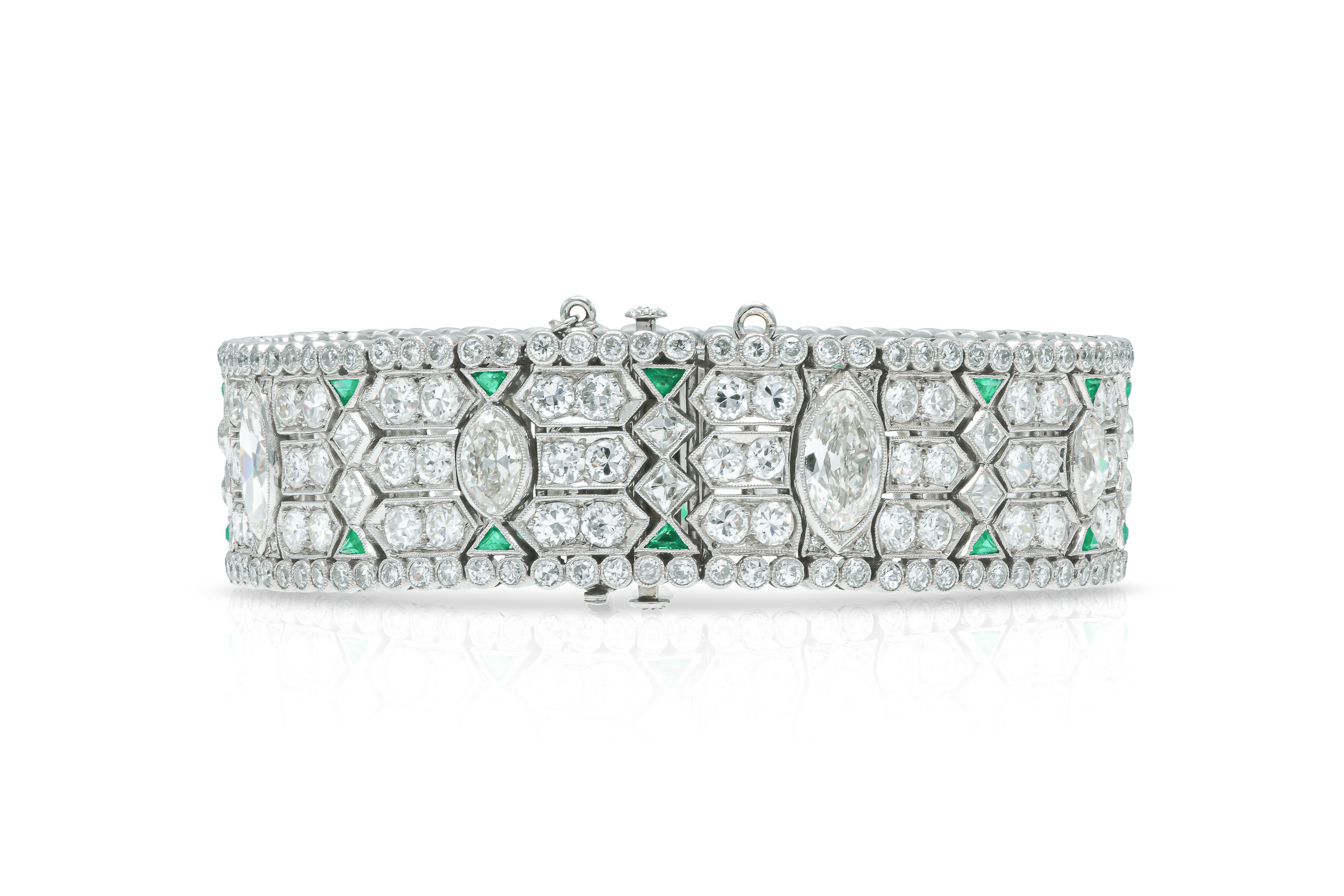 Taille mixte Bracelet Art déco ancien des années 1930 avec diamants de 31,00 carats et émeraudes en vente