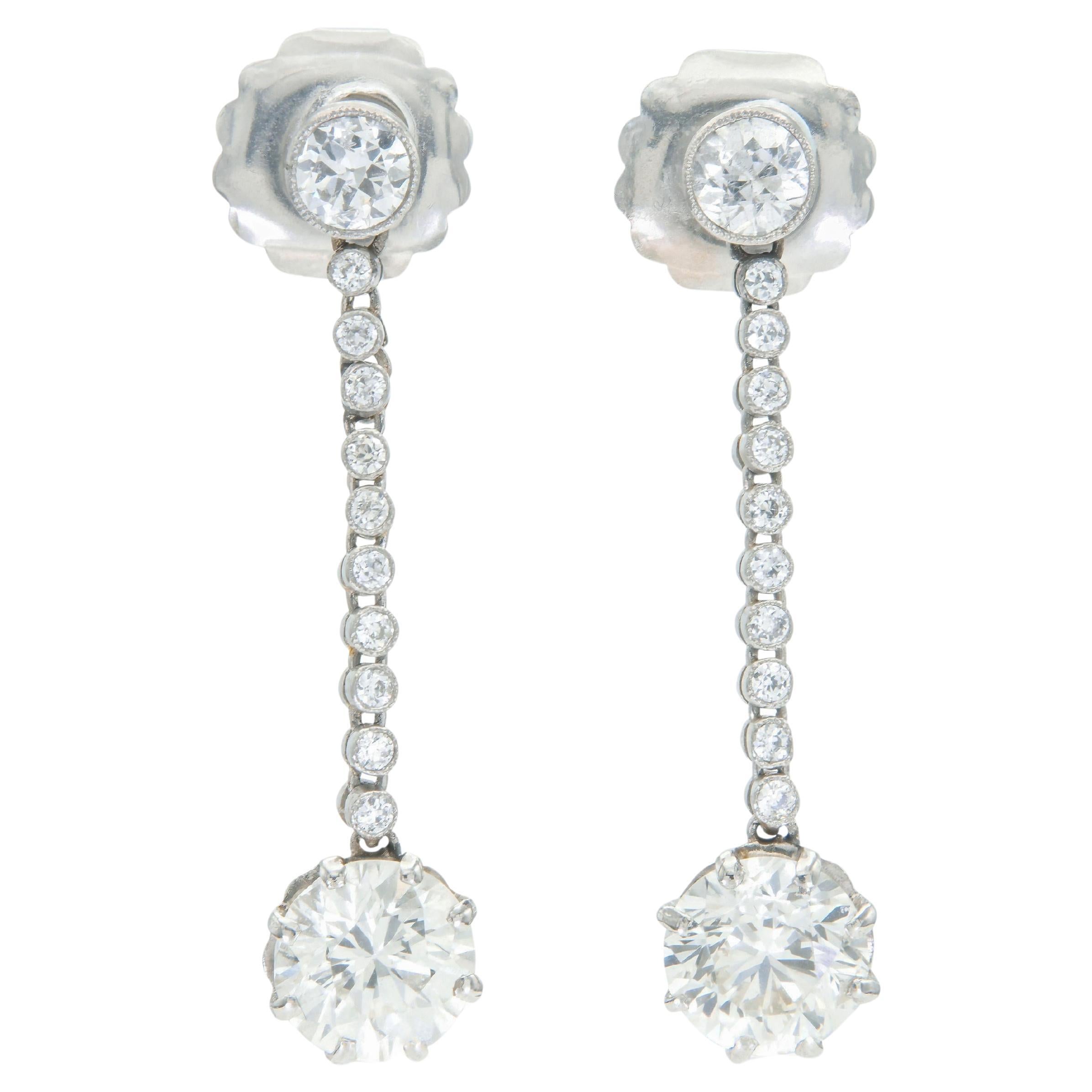 Antique Art Deco 1930s 4.80 Carat Diamond Dangle Earrings For Sale