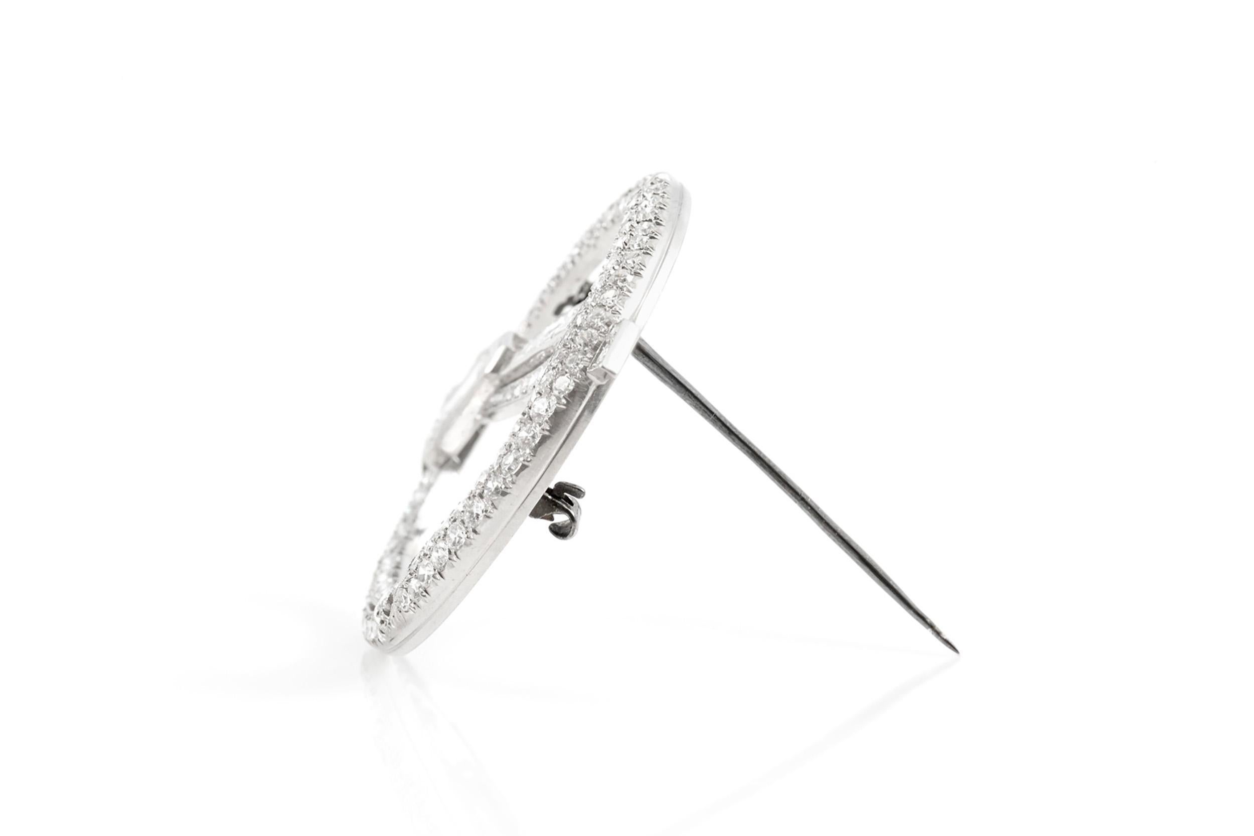 Mixed Cut Antique Art Deco 1930s 5.00 Carat Diamond Circle Brooch For Sale