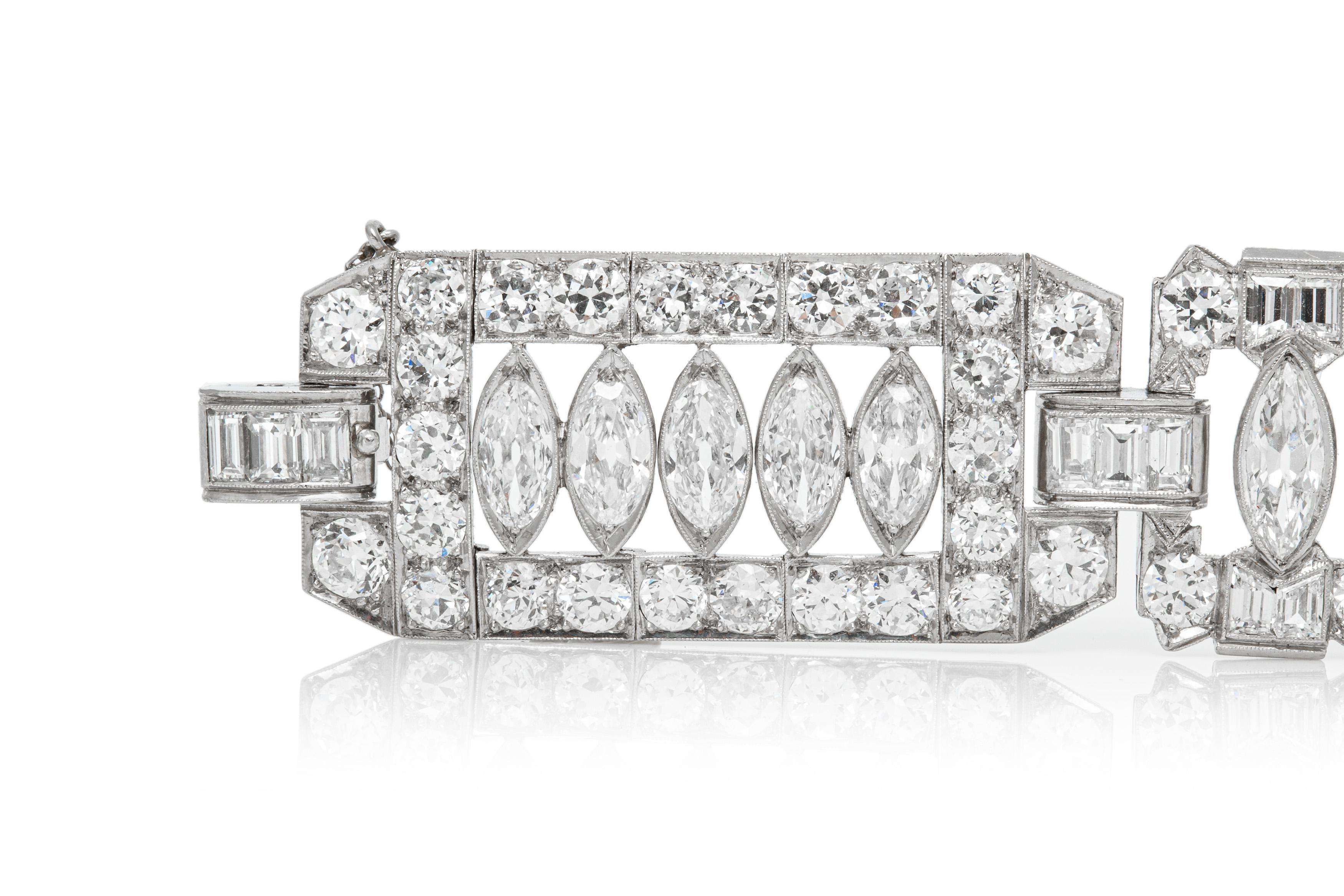 Bracelet ajouré Art déco des années 1930 avec diamants taille marquise de 52,00 carats Bon état - En vente à New York, NY