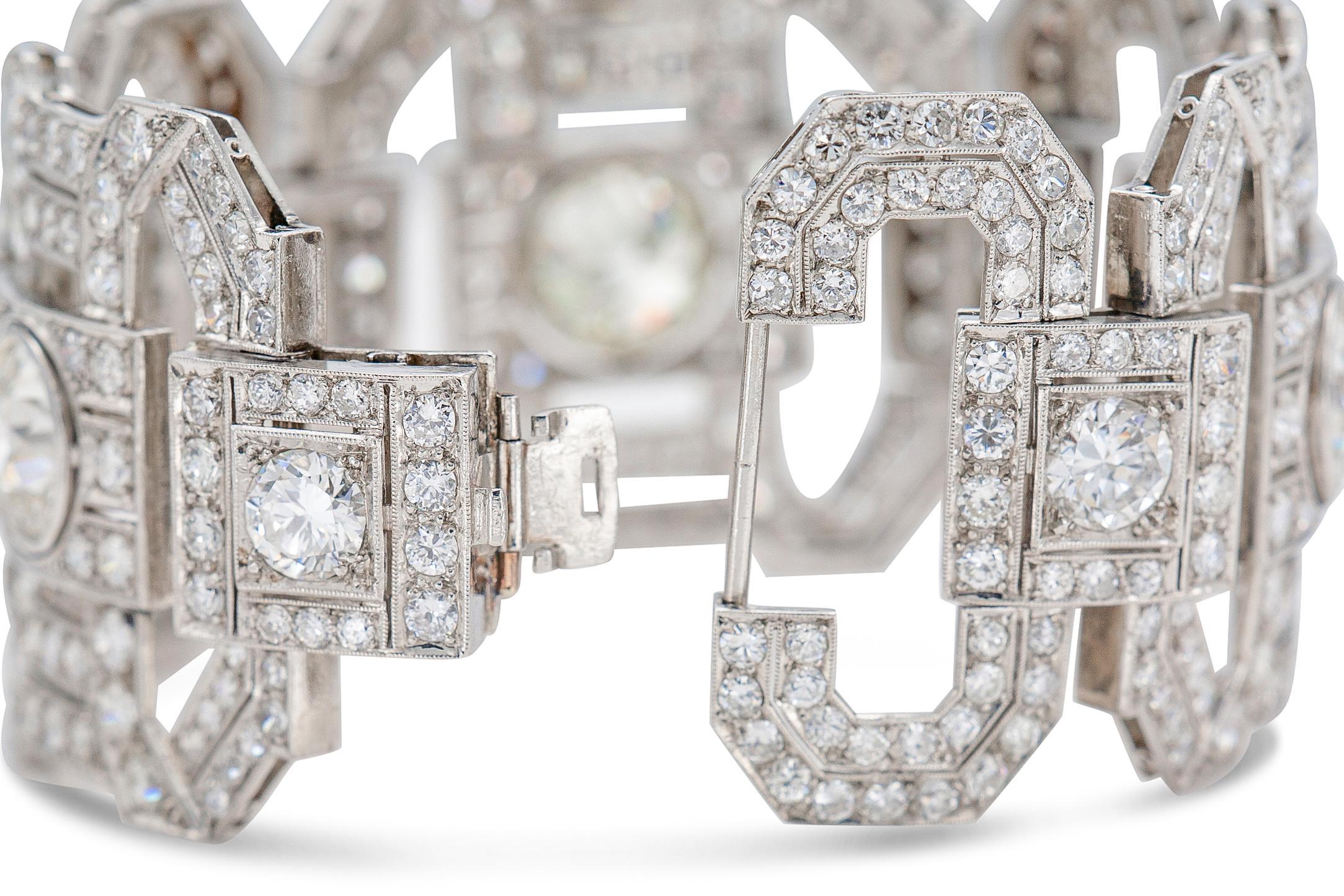 Bracelet large Art déco des années 1930 avec diamants de taille européenne ancienne de 74,45 carats Bon état - En vente à New York, NY