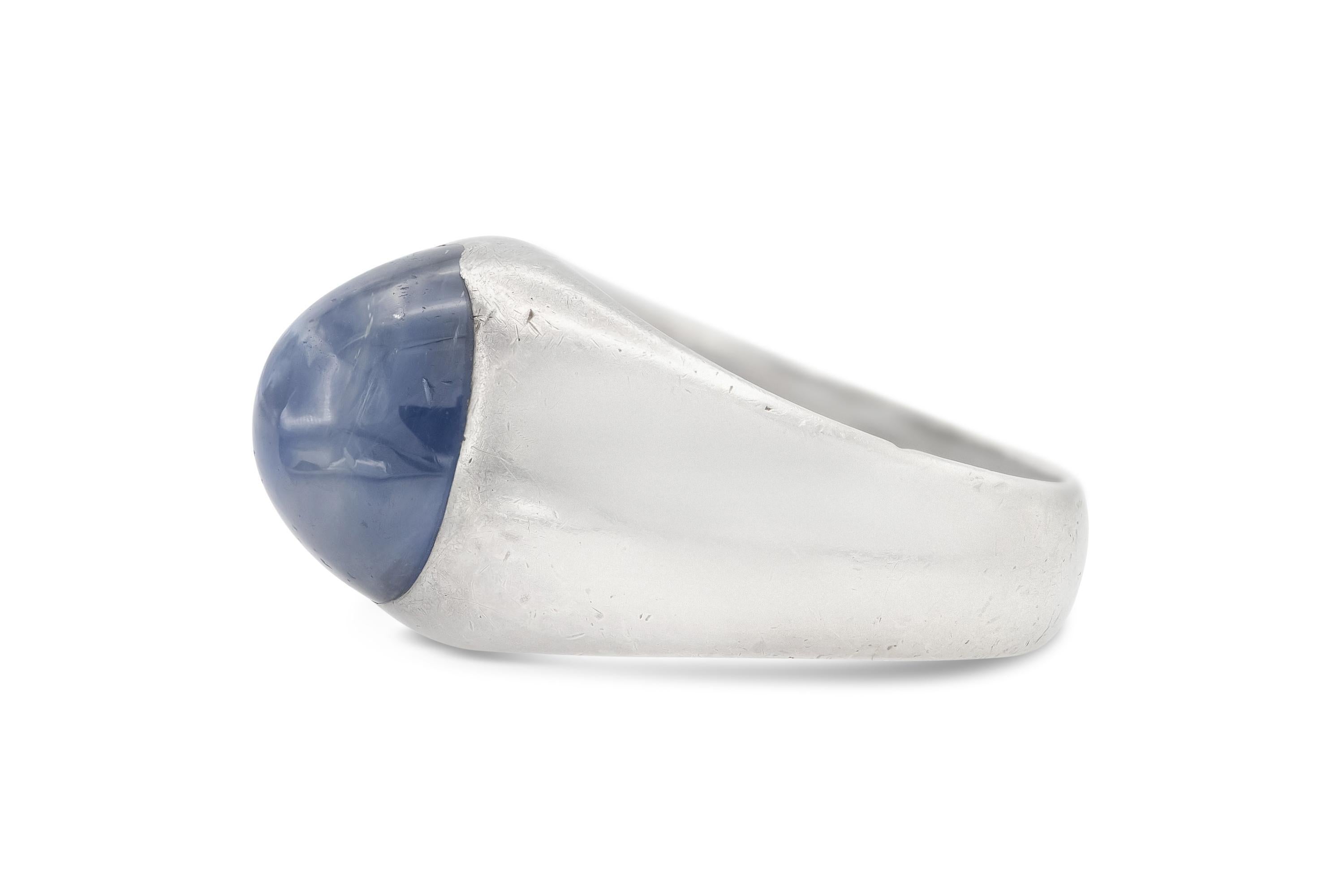Antiker Art Deco 1930er Jahre 8,00 Karat Cabochon Stern Saphir Herrenring (Art déco) im Angebot
