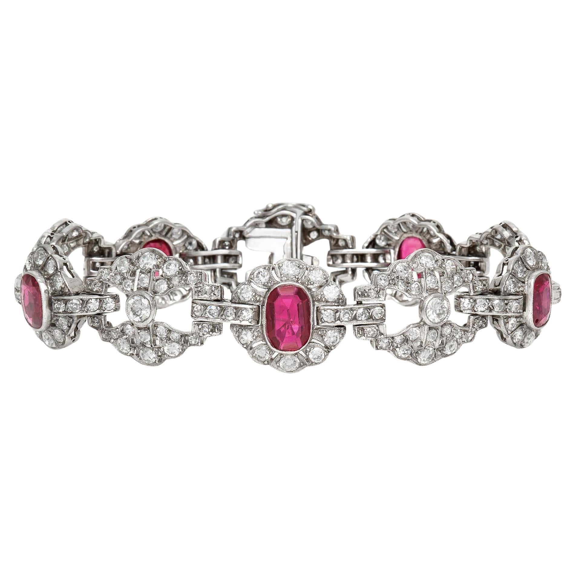 Antique Art Deco 1930s 8.50 Carat Ruby and 10.00 Carat Diamond Bracelet