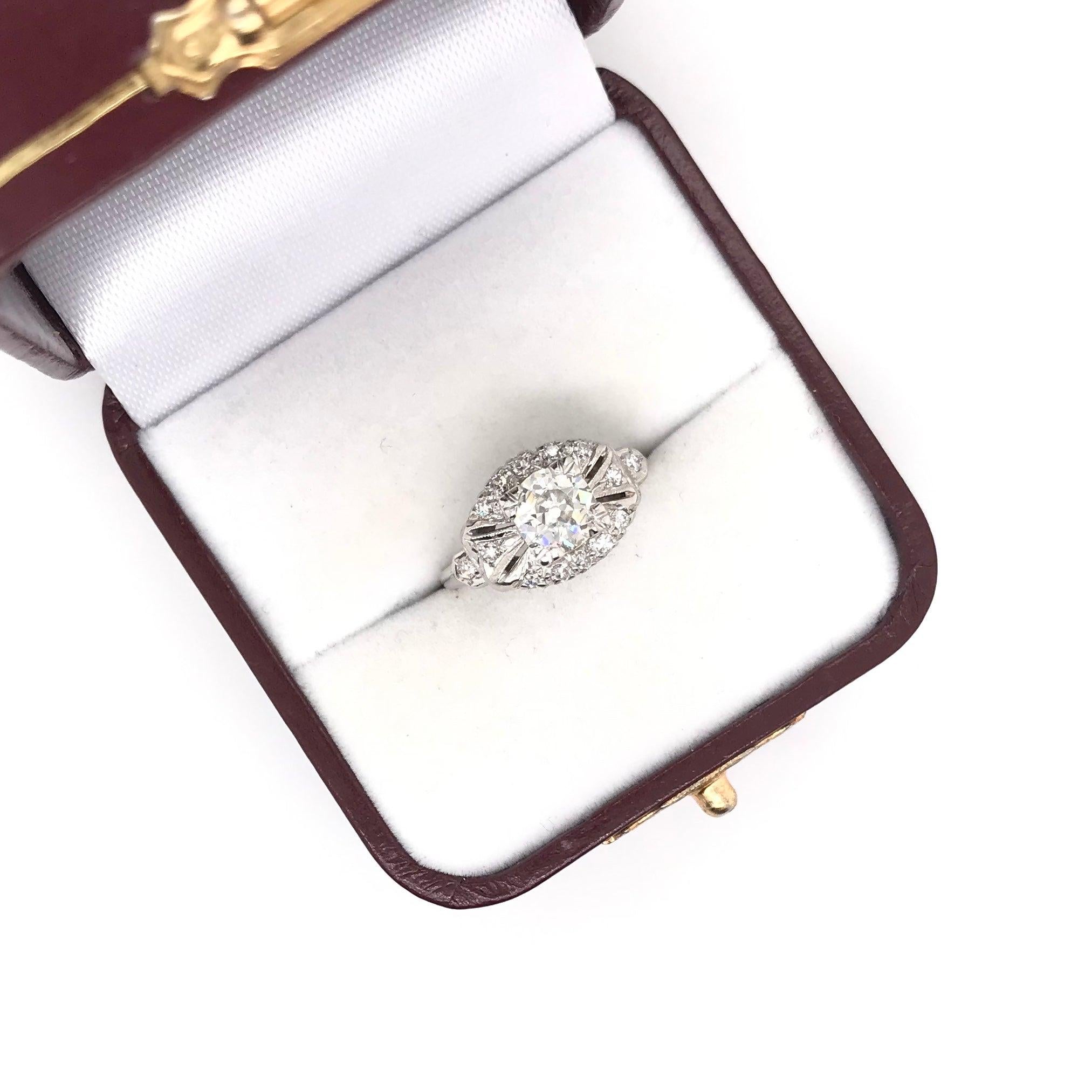 Antique Art Deco (1937) 0.80 Carat Diamond Ring For Sale 3