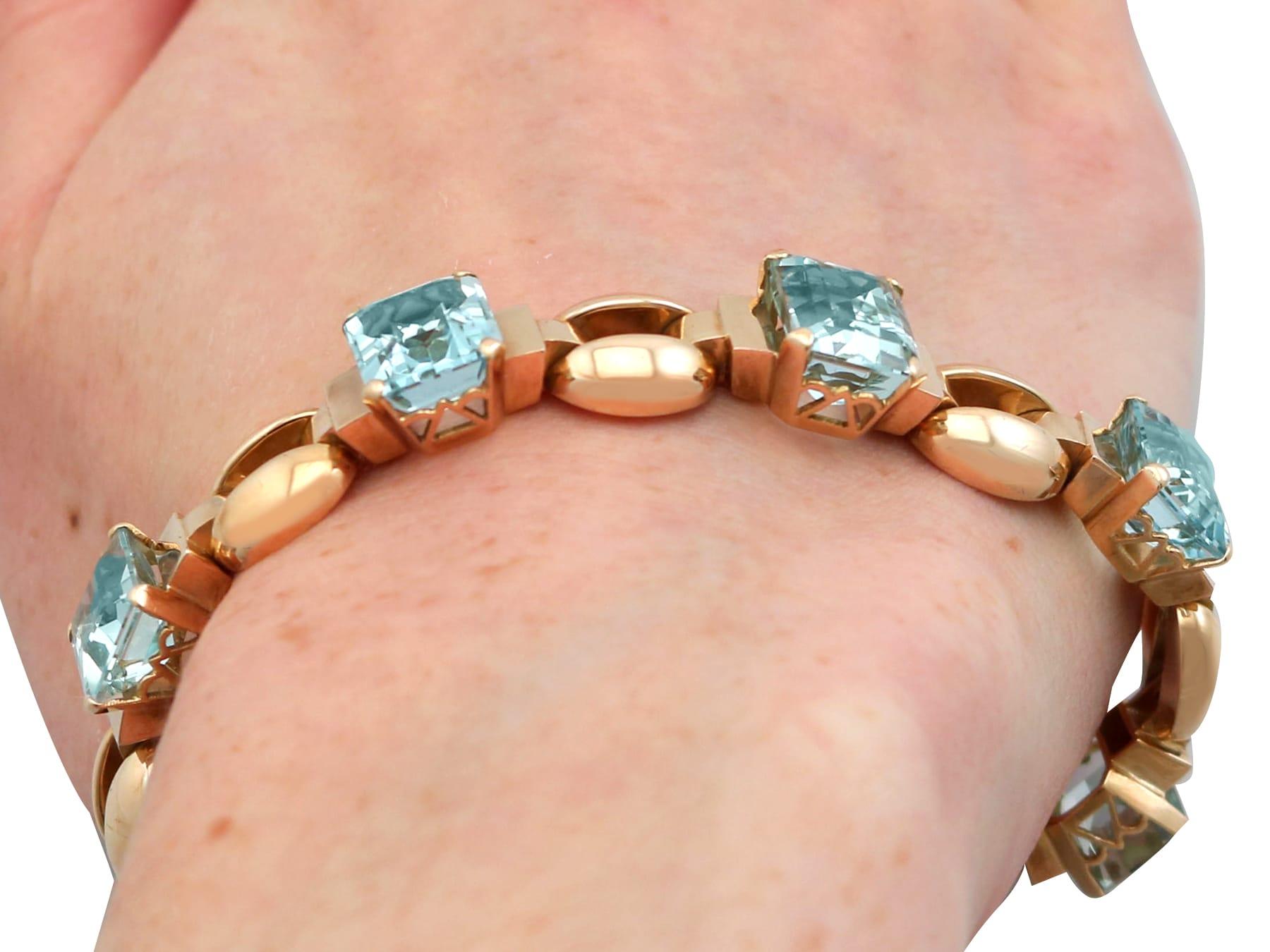 Antique Art Deco 23.22 Carat Aquamarine and 15k Rose Gold Bracelet Circa 1930 For Sale 9