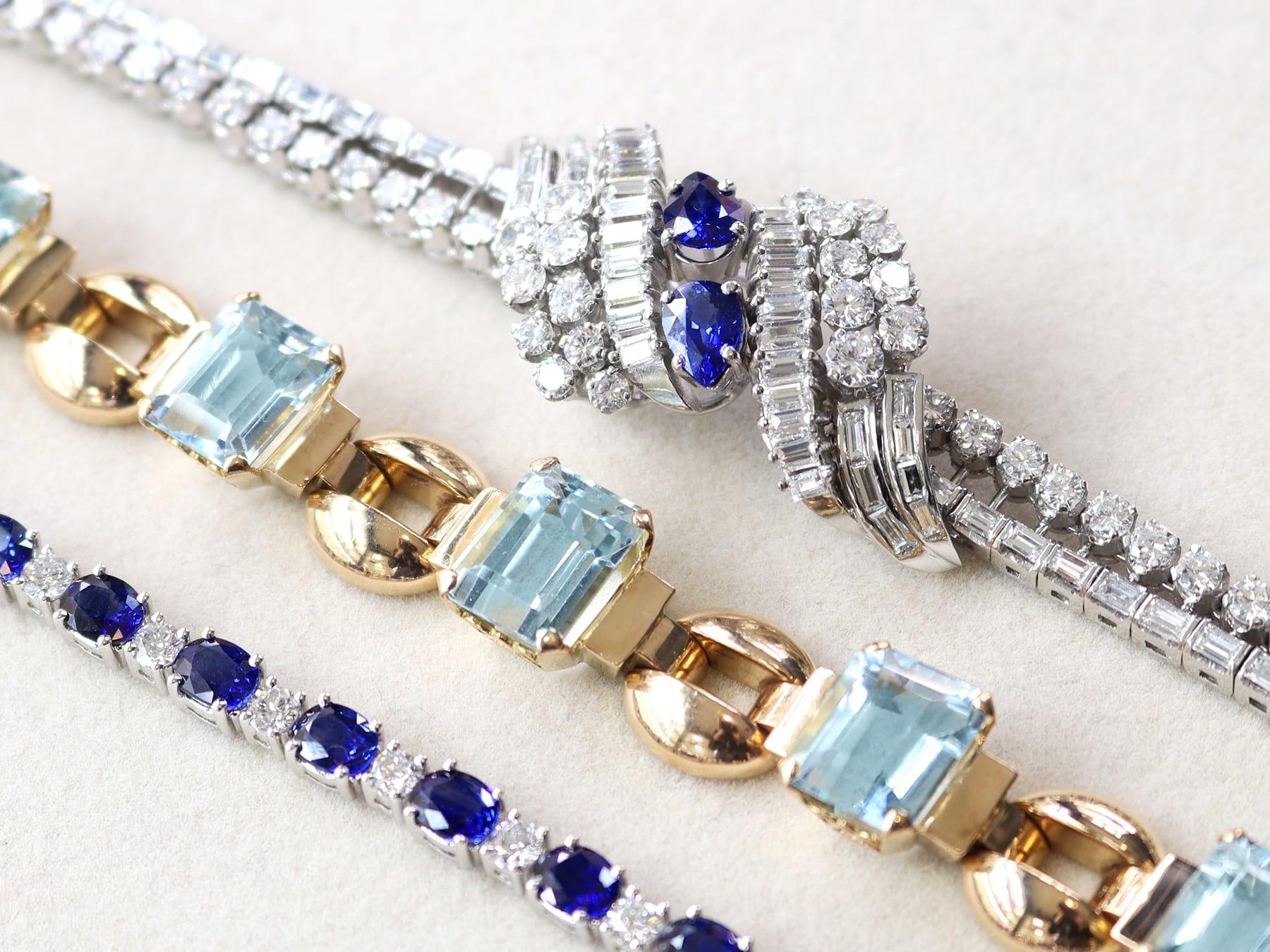 Antique Art Deco 23.22 Carat Aquamarine and 15k Rose Gold Bracelet Circa 1930 In Excellent Condition For Sale In Jesmond, Newcastle Upon Tyne