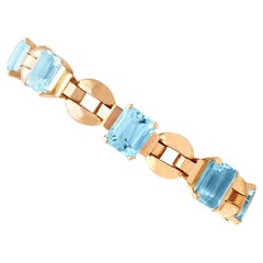 Antique Art Deco 23.22 Carat Aquamarine and 15k Rose Gold Bracelet Circa 1930