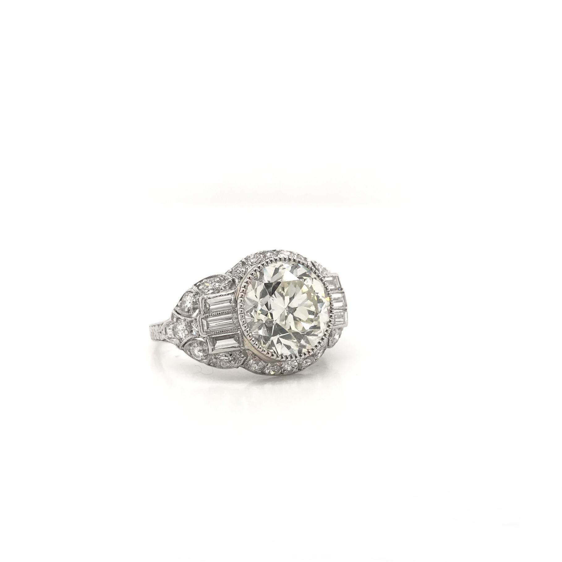Antique Art Deco 3.20 Carat Diamond Platinum Ring In Excellent Condition In Montgomery, AL